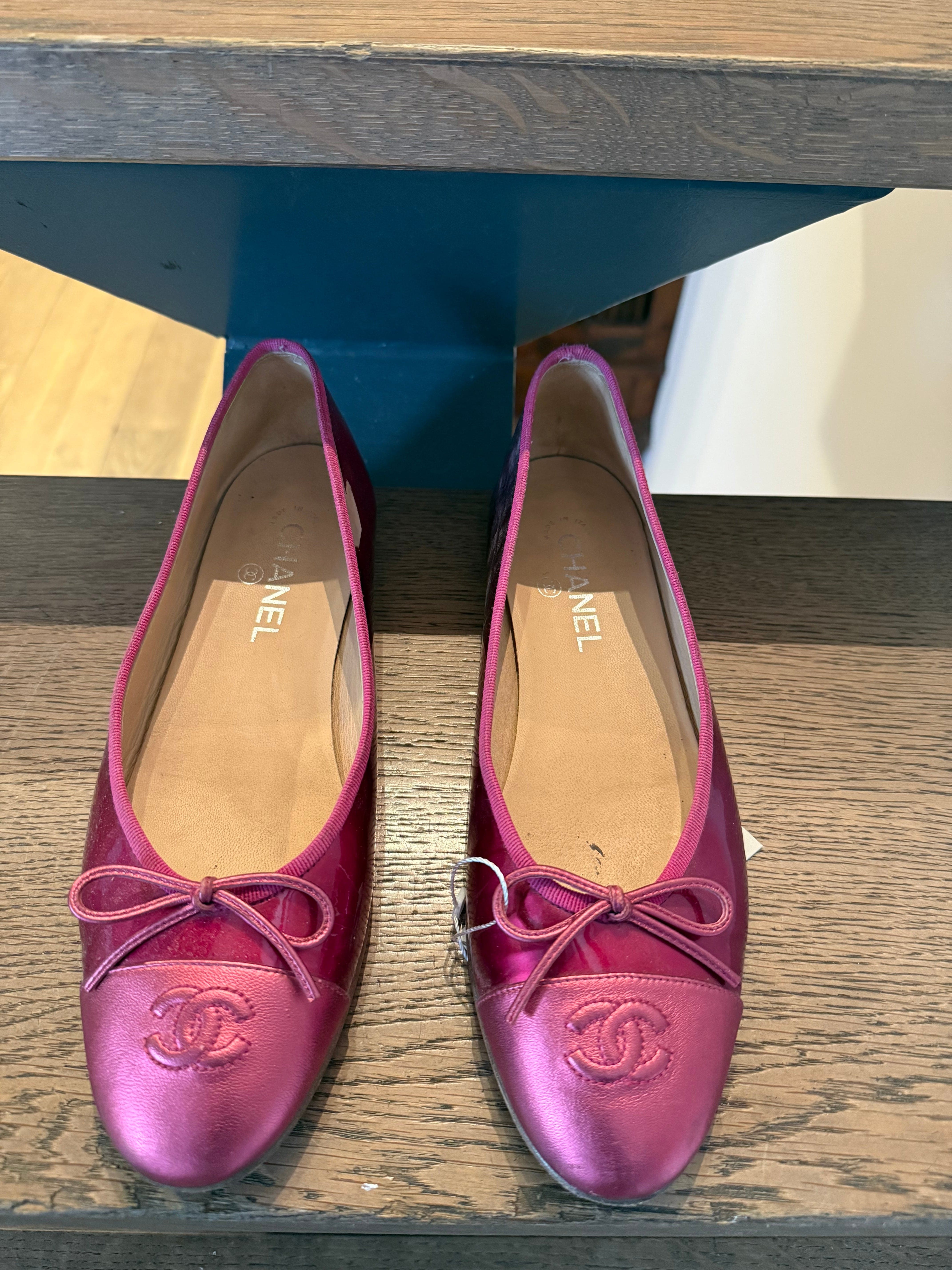 Chanel Chanel ballerinas patent fuchsia ALC2948