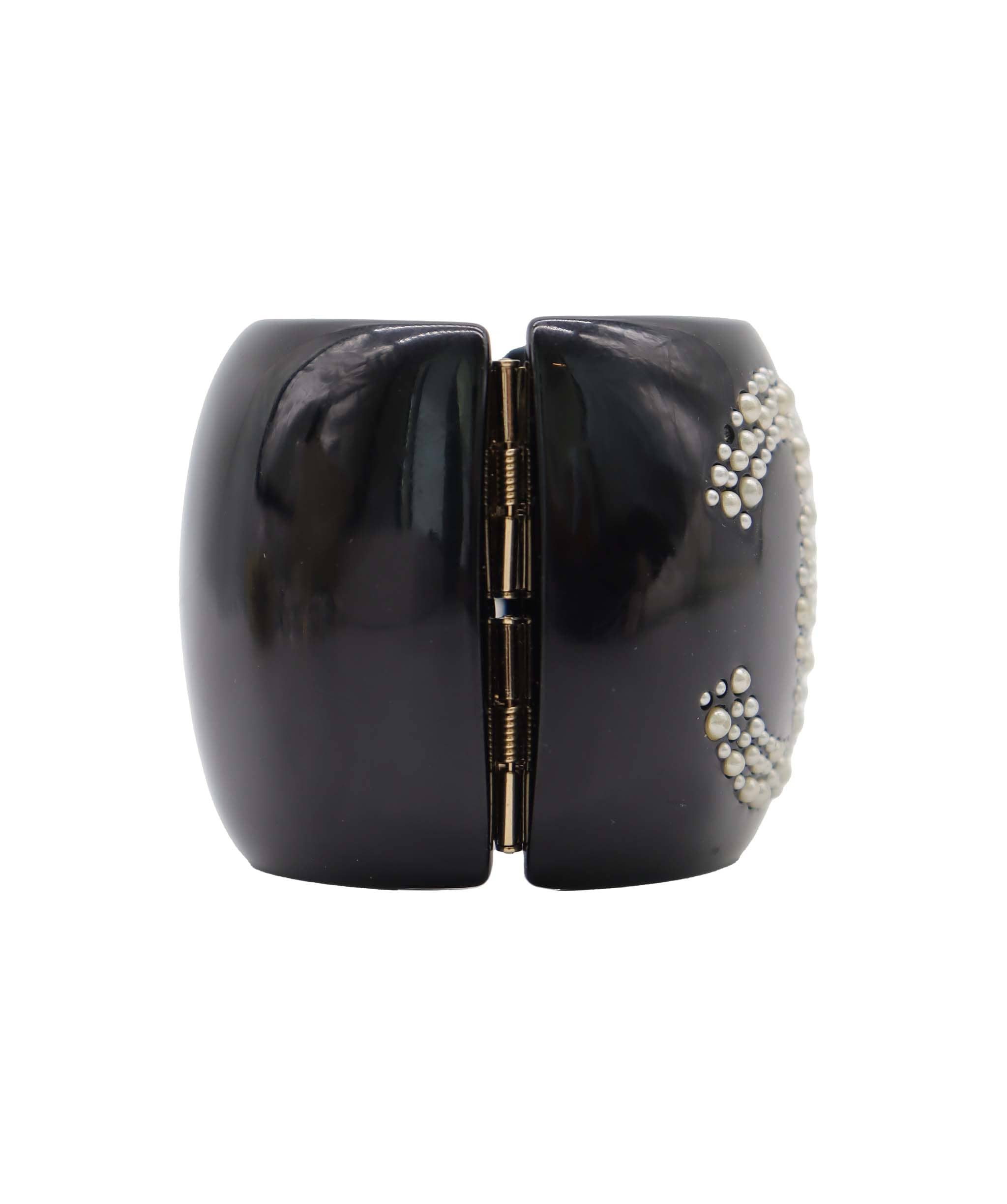 Chanel CHANEL BLACK RESIN CC CUFF BRACELET BLACK ASC7322