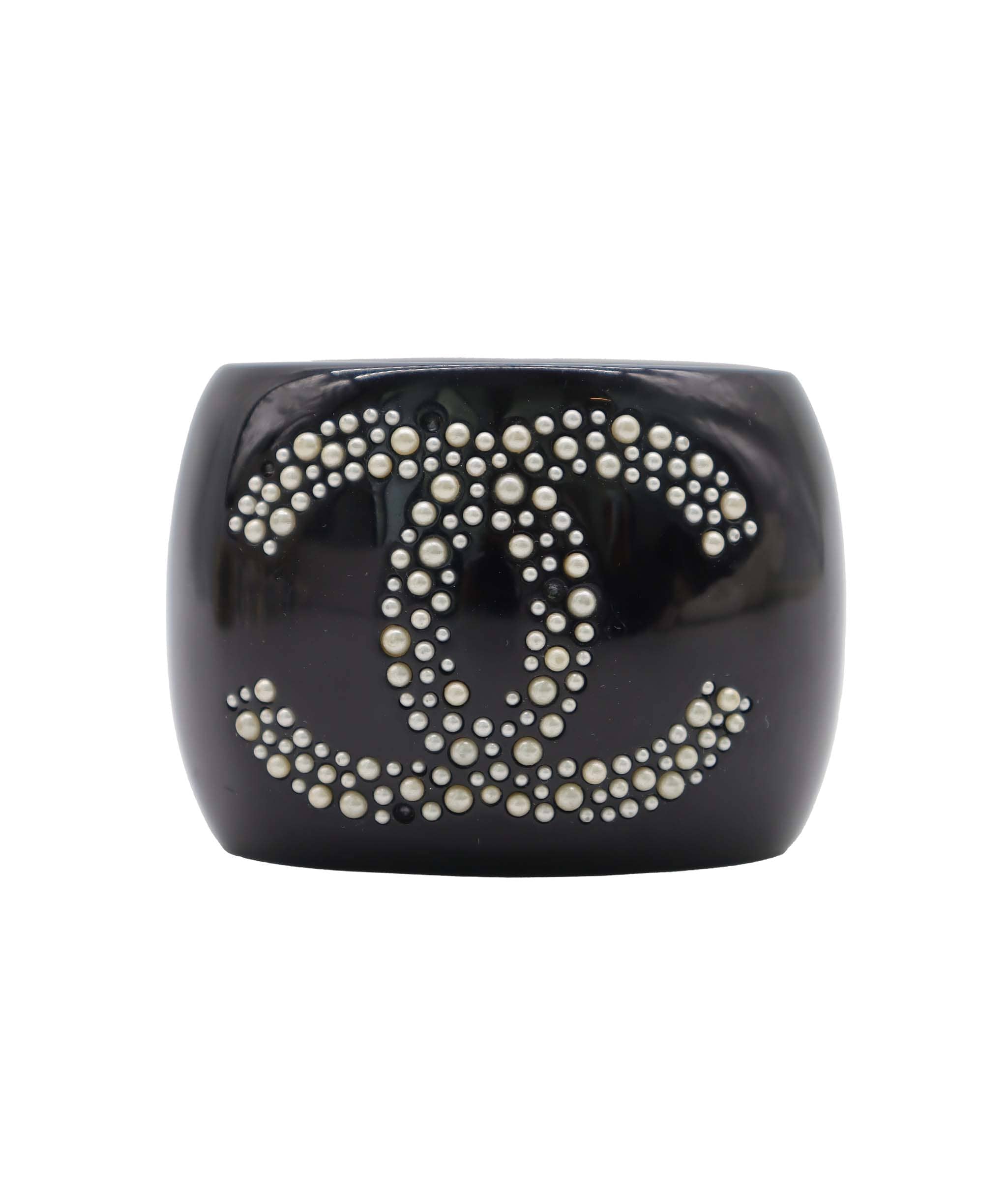 Chanel CHANEL BLACK RESIN CC CUFF BRACELET BLACK ASC7322