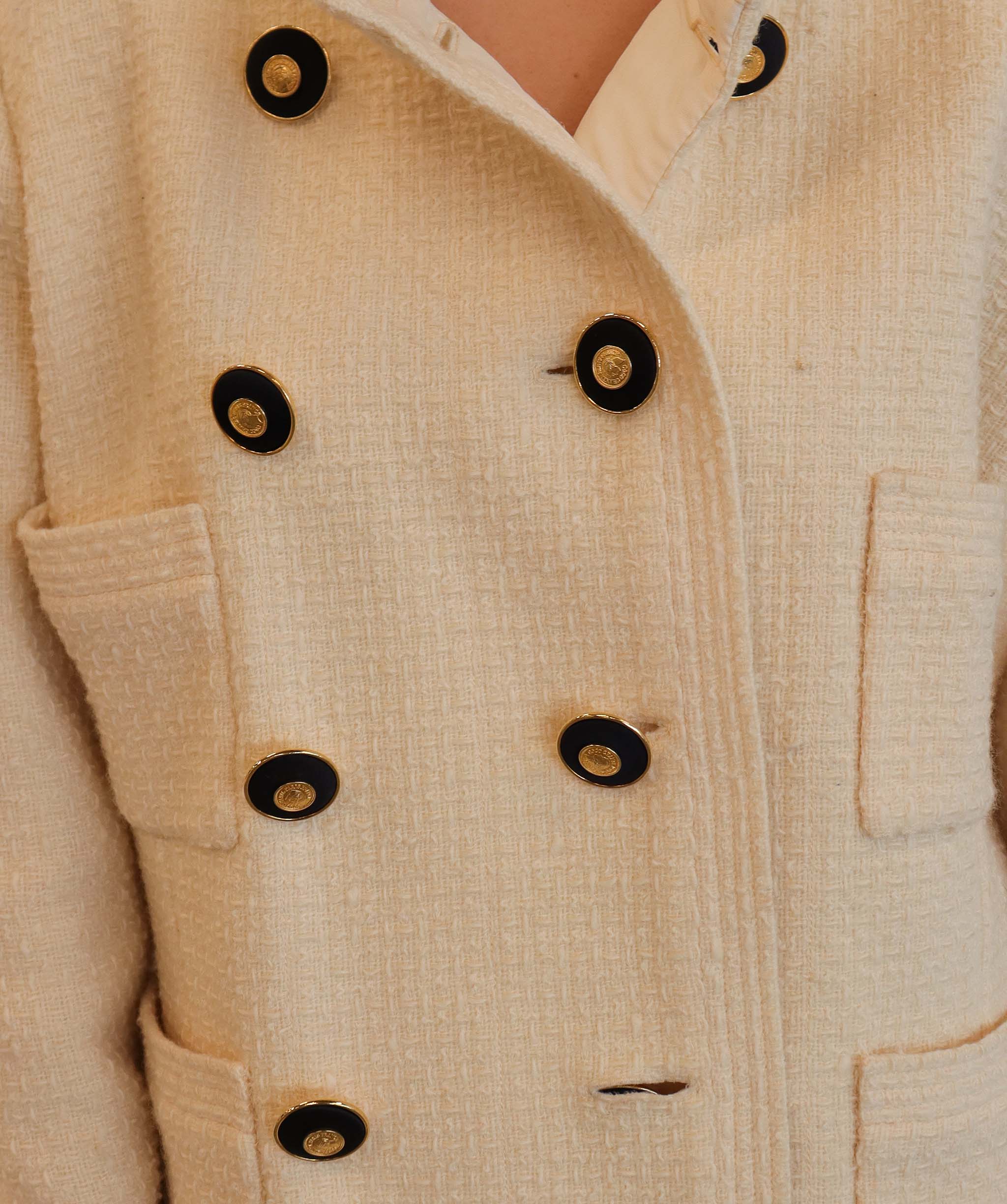 Chanel chanel cream suit FF5800/WS5800 DXBS2575