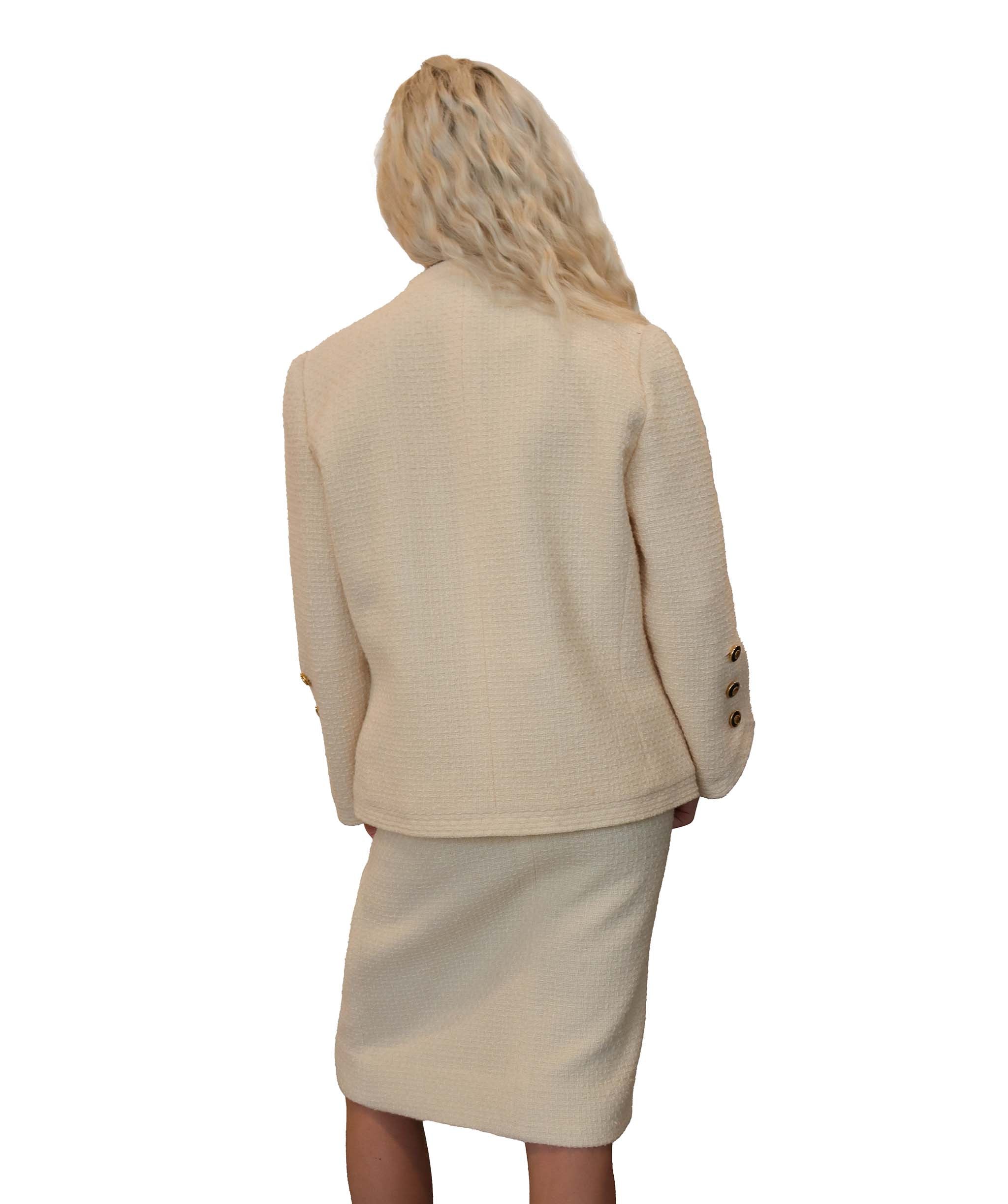 Chanel chanel cream suit FF5800/WS5800 DXBS2575