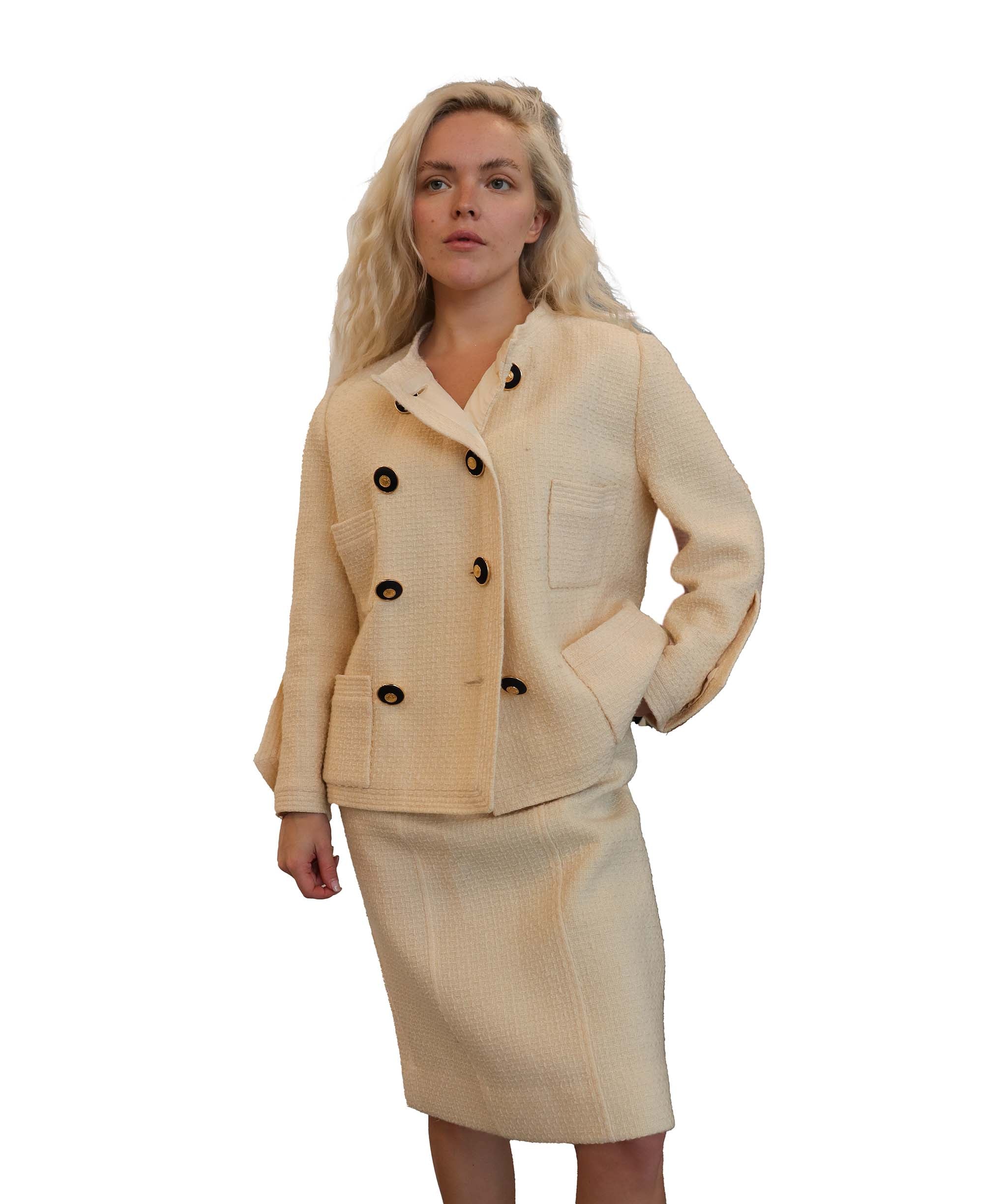 Chanel chanel cream suit FF5800/WS5800 DXBS2575