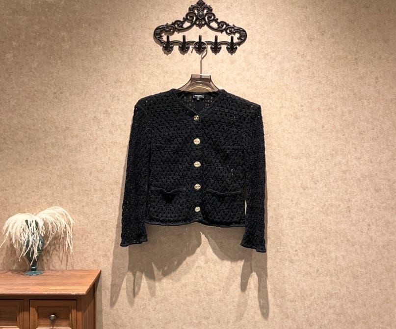 Chanel Chanel Equestrian Collection Black Cardigan with Gold Buttons and Openwork / Size 34 / Brand New / 42182 SYCF42182