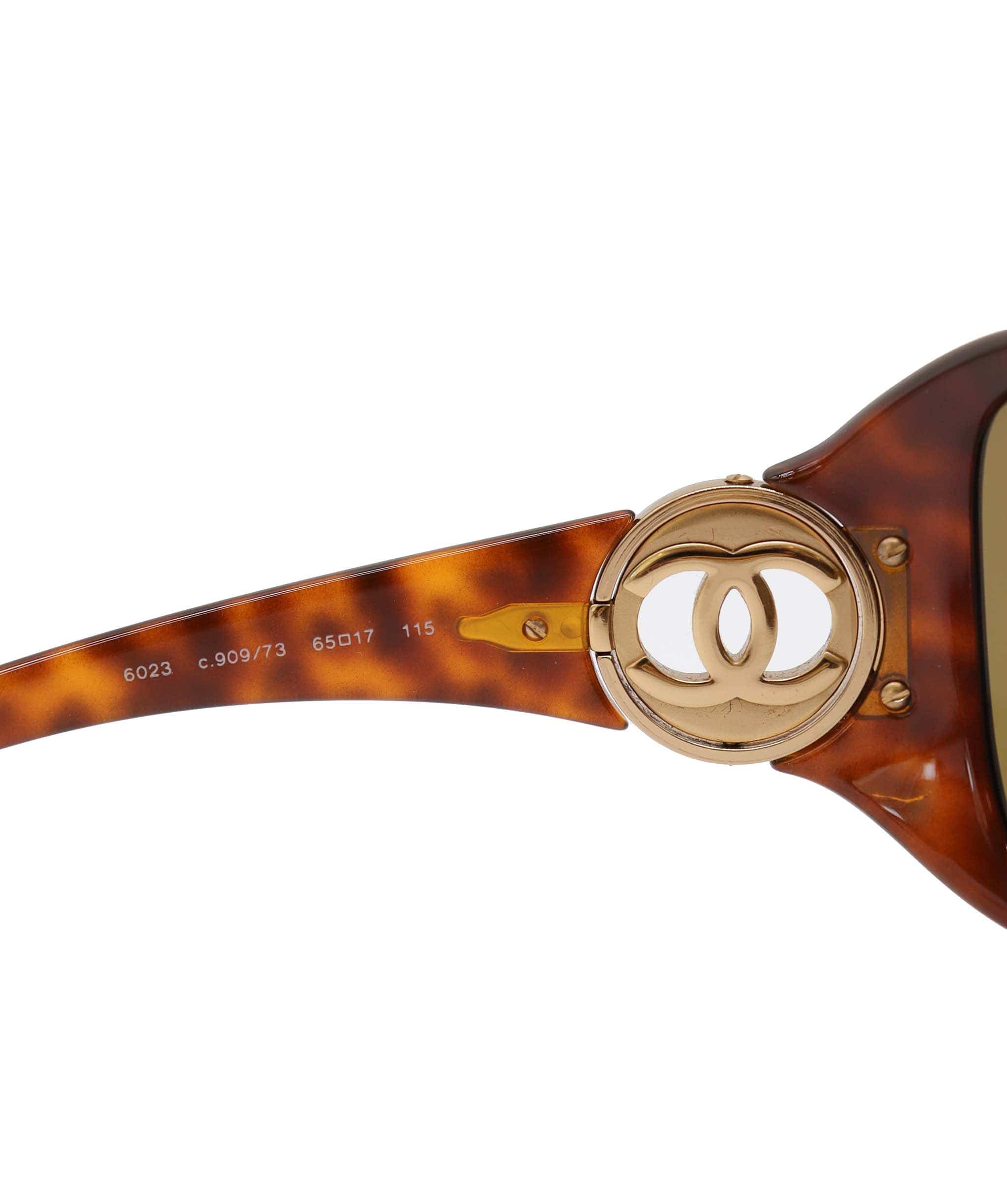 Chanel Chanel Logo Sunglasses DXBS3802