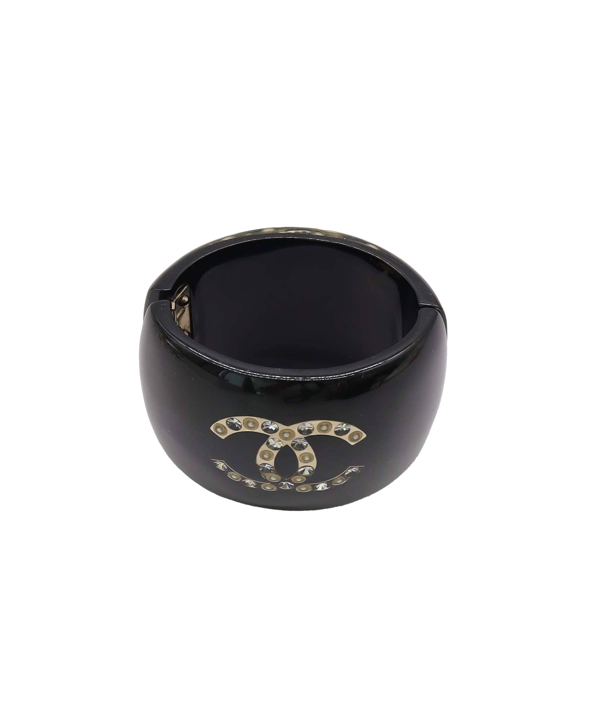 Chanel CHANEL RESIN CRYSTAL CUFF BRACELET BLACK ASC7320