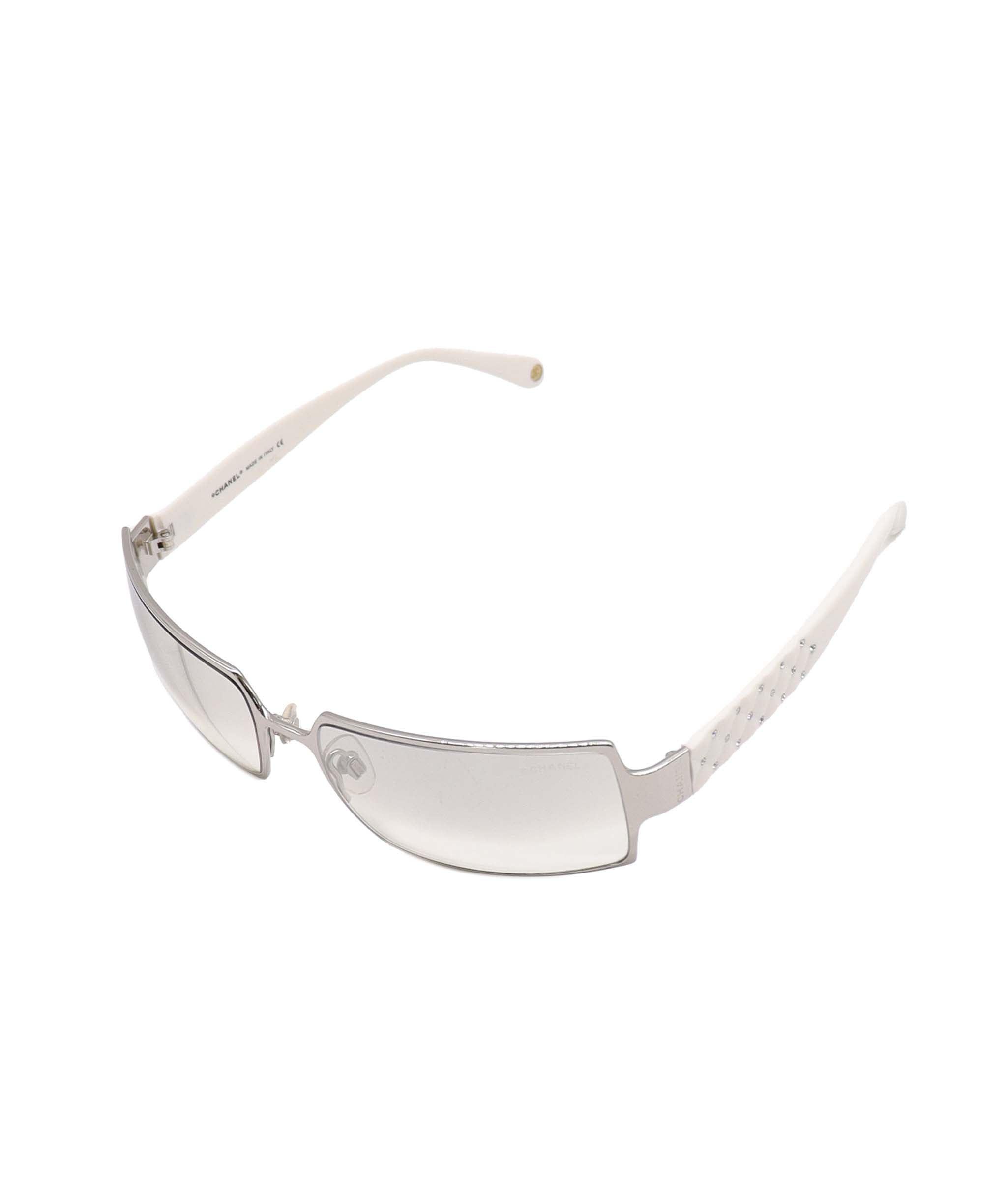 Chanel Chanel Rhinestone Matelasse Clear Sunglasses White DXBS4241