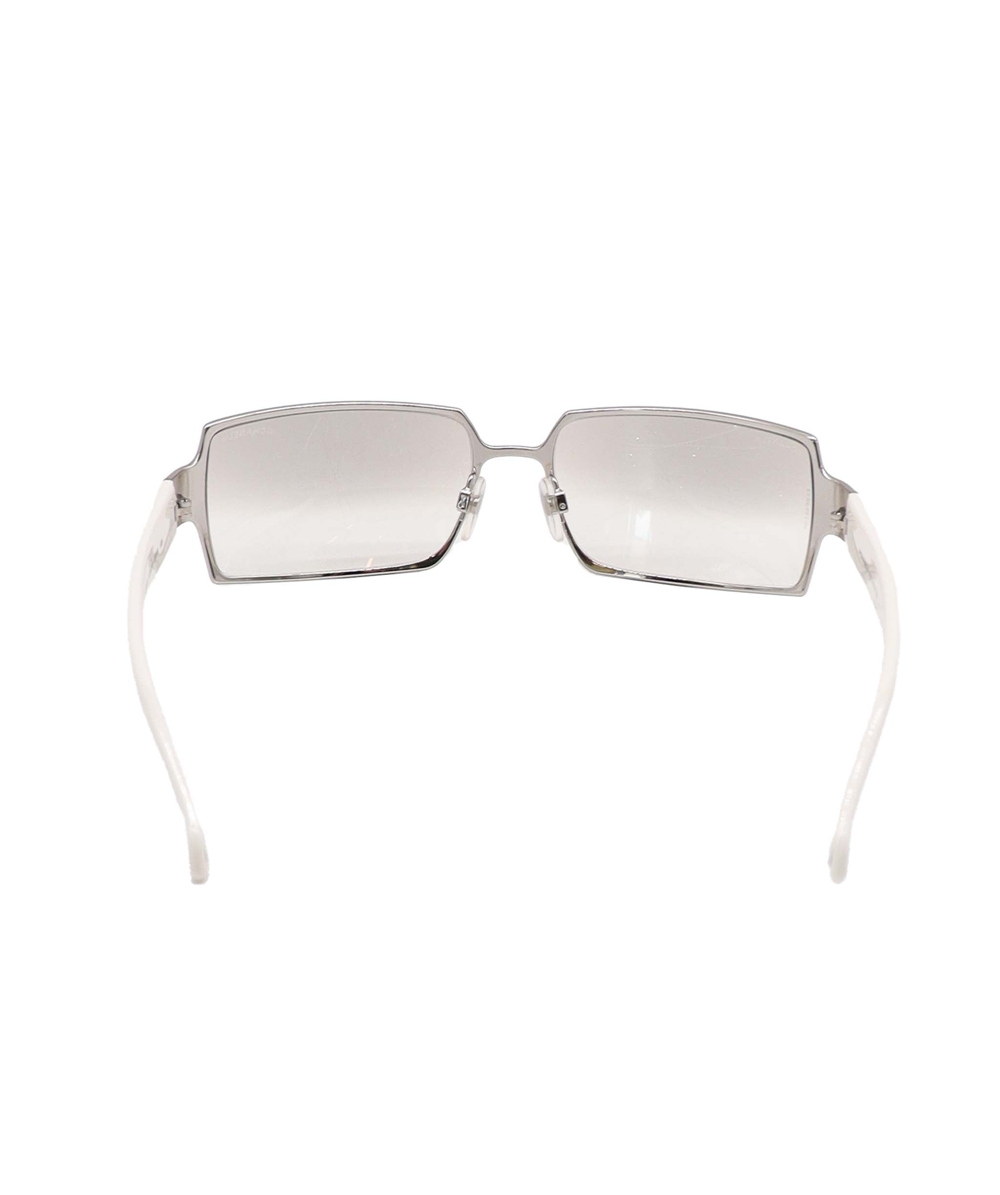 Chanel Chanel Rhinestone Matelasse Clear Sunglasses White DXBS4241