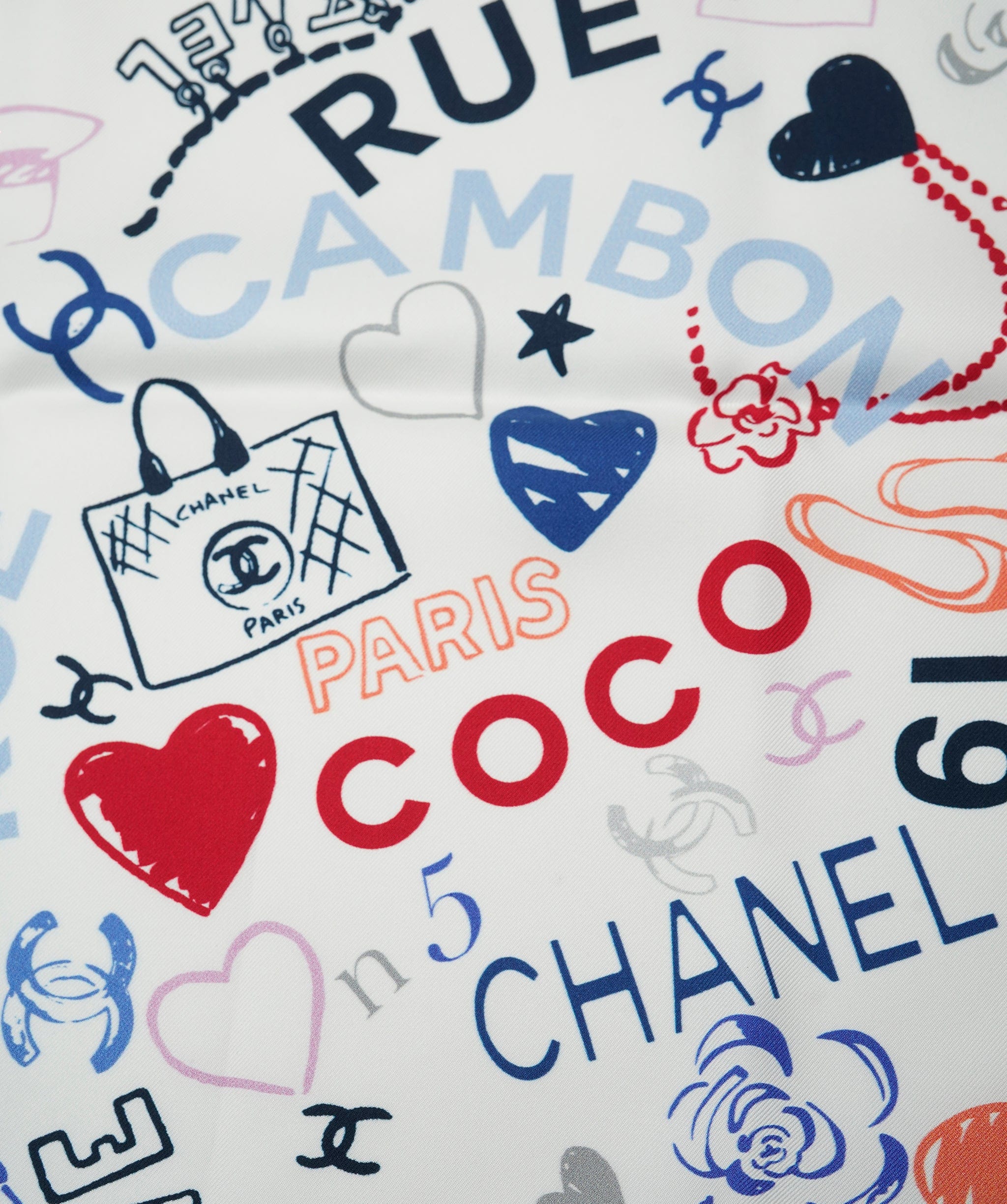 Chanel Chanel silk scarf 90x90cm, white with multicolors, excellent condition AKL0116