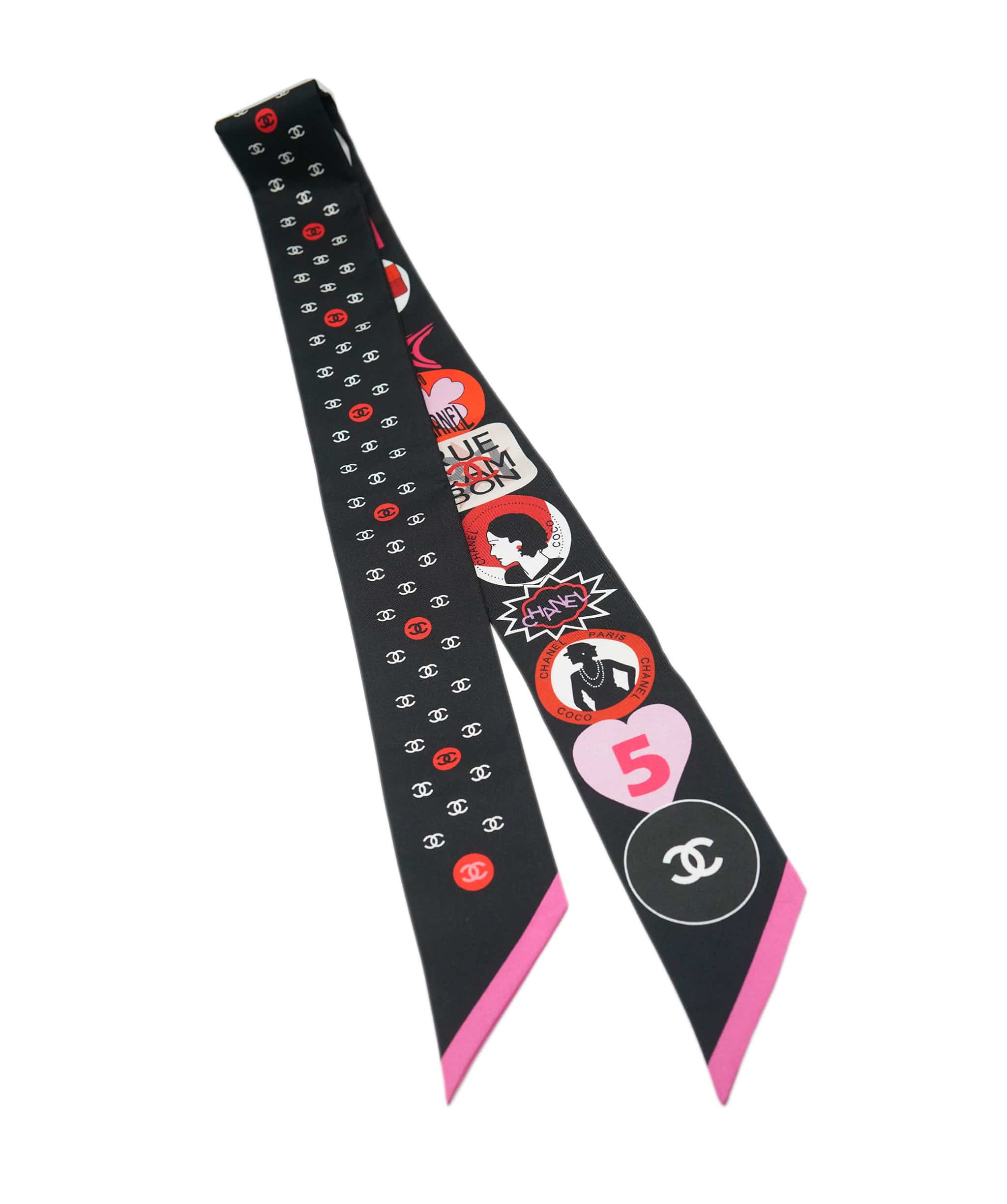 Chanel Chanel Silk twilly, Excellent conditions AKL0130