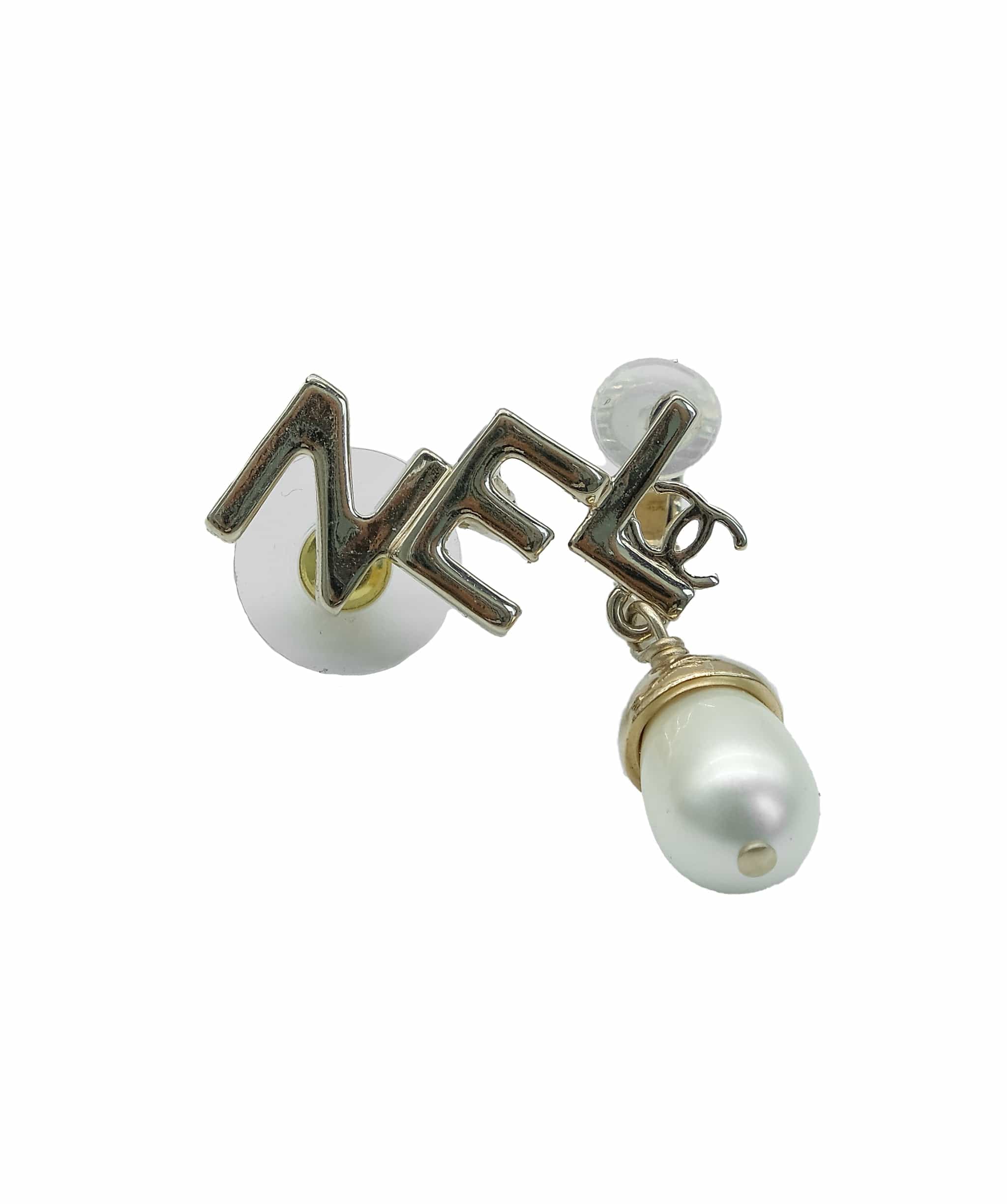 Chanel Chanel Logo Pearl Earrings RJL1943