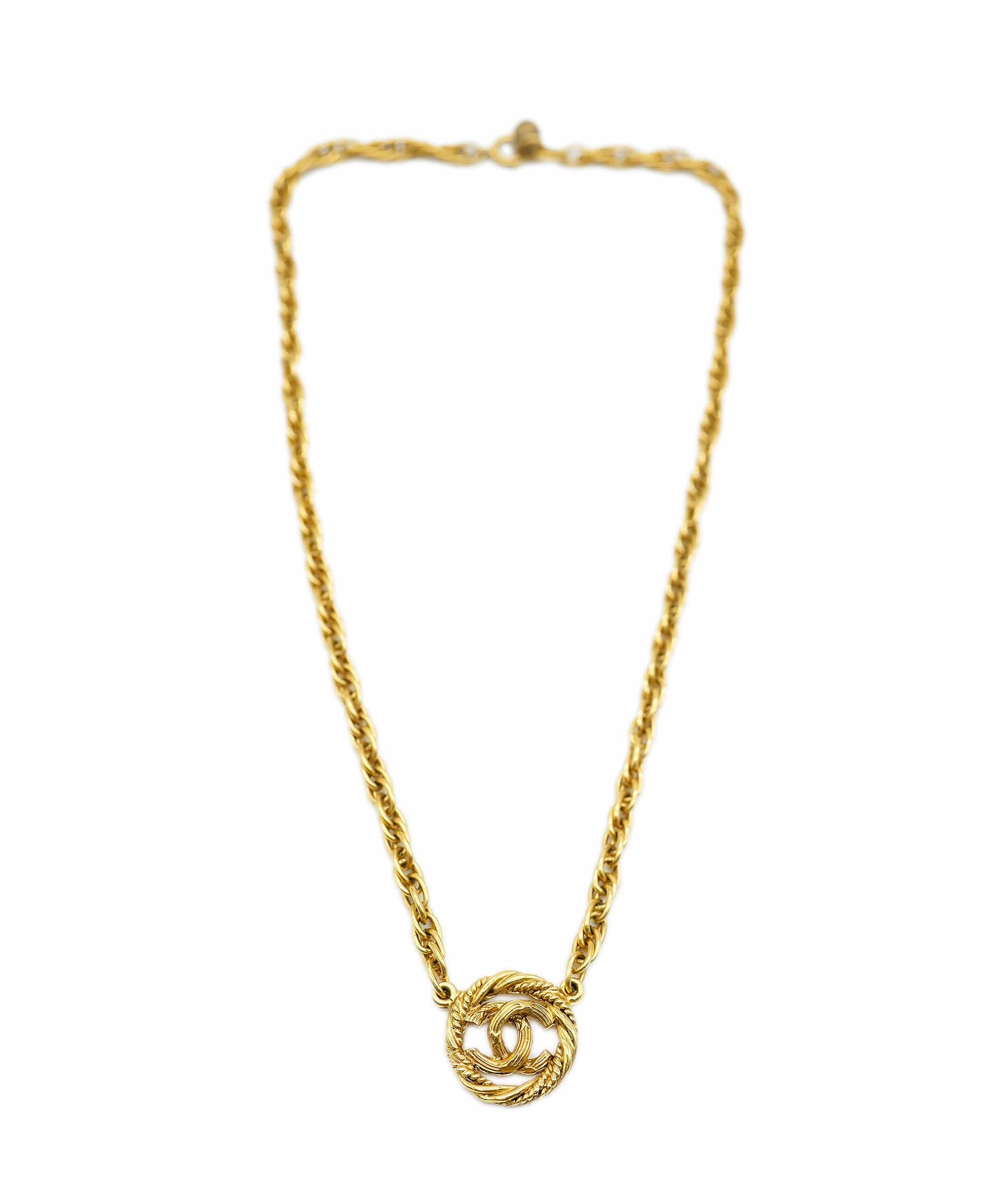 Chanel Vintage Medallion Necklace LuxuryPromise