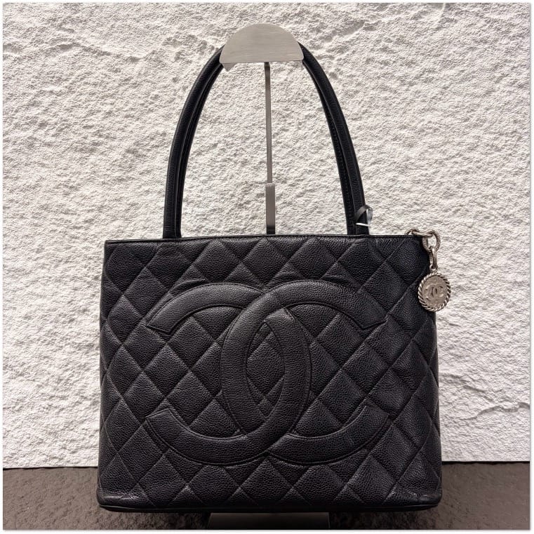 Chanel Chanel Black Caviar Quilted Medallion Tote Bag C19496286761