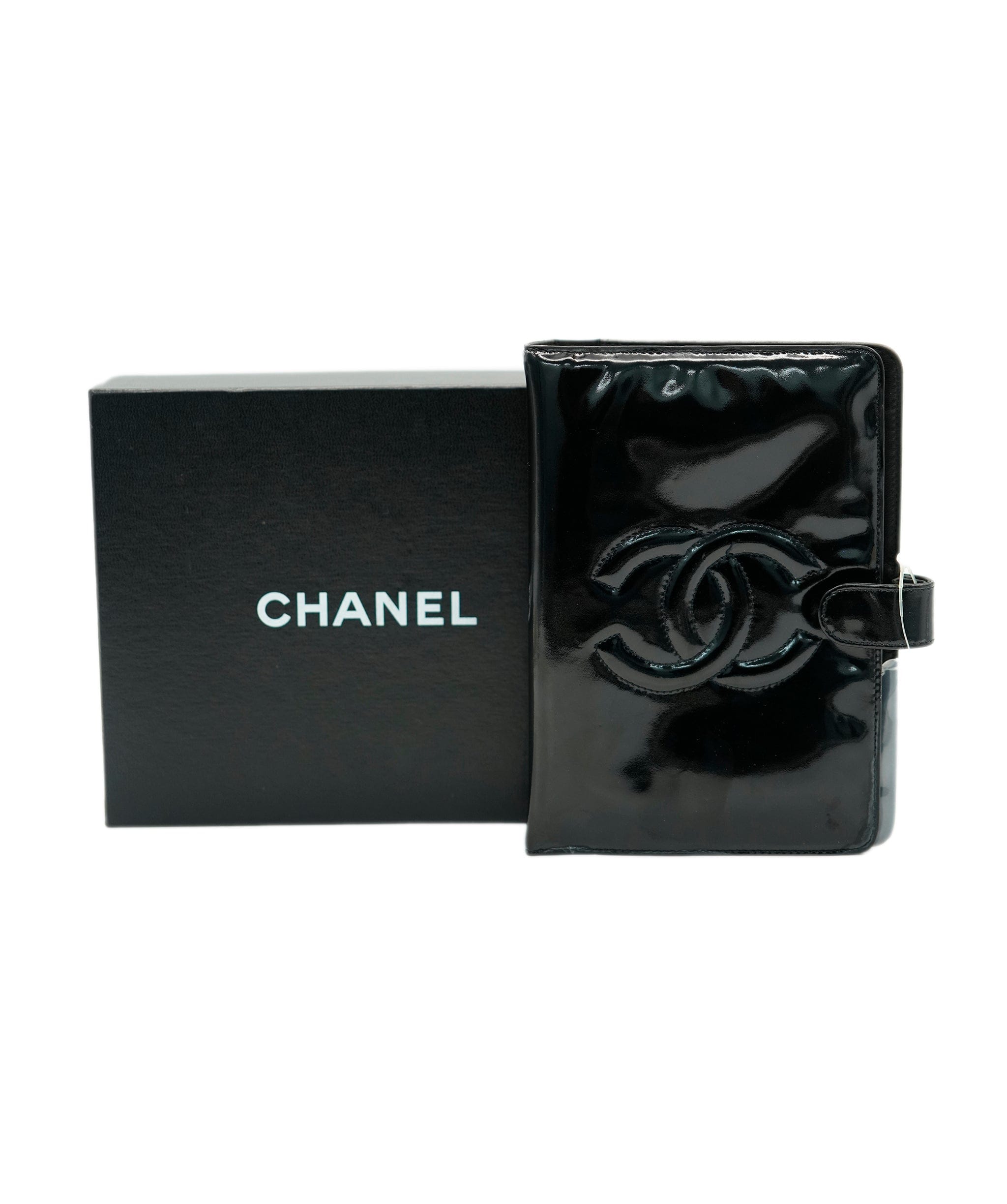 Chanel Chanel Black Patent Leather CC Planner/Agenda Cover DXBV0455