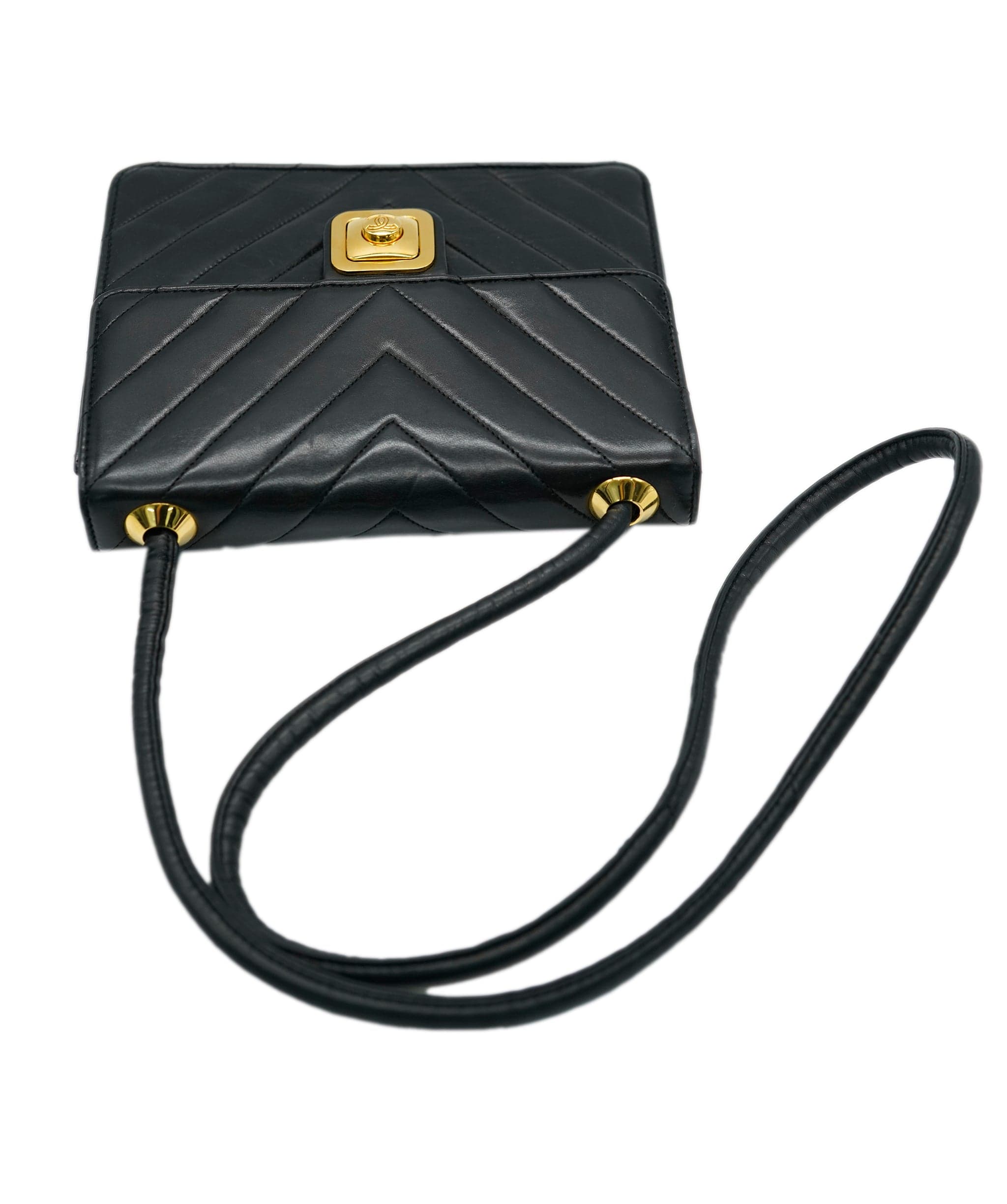 Chanel Chanel Black Vintage Square Chevron Crossbody ALC1543
