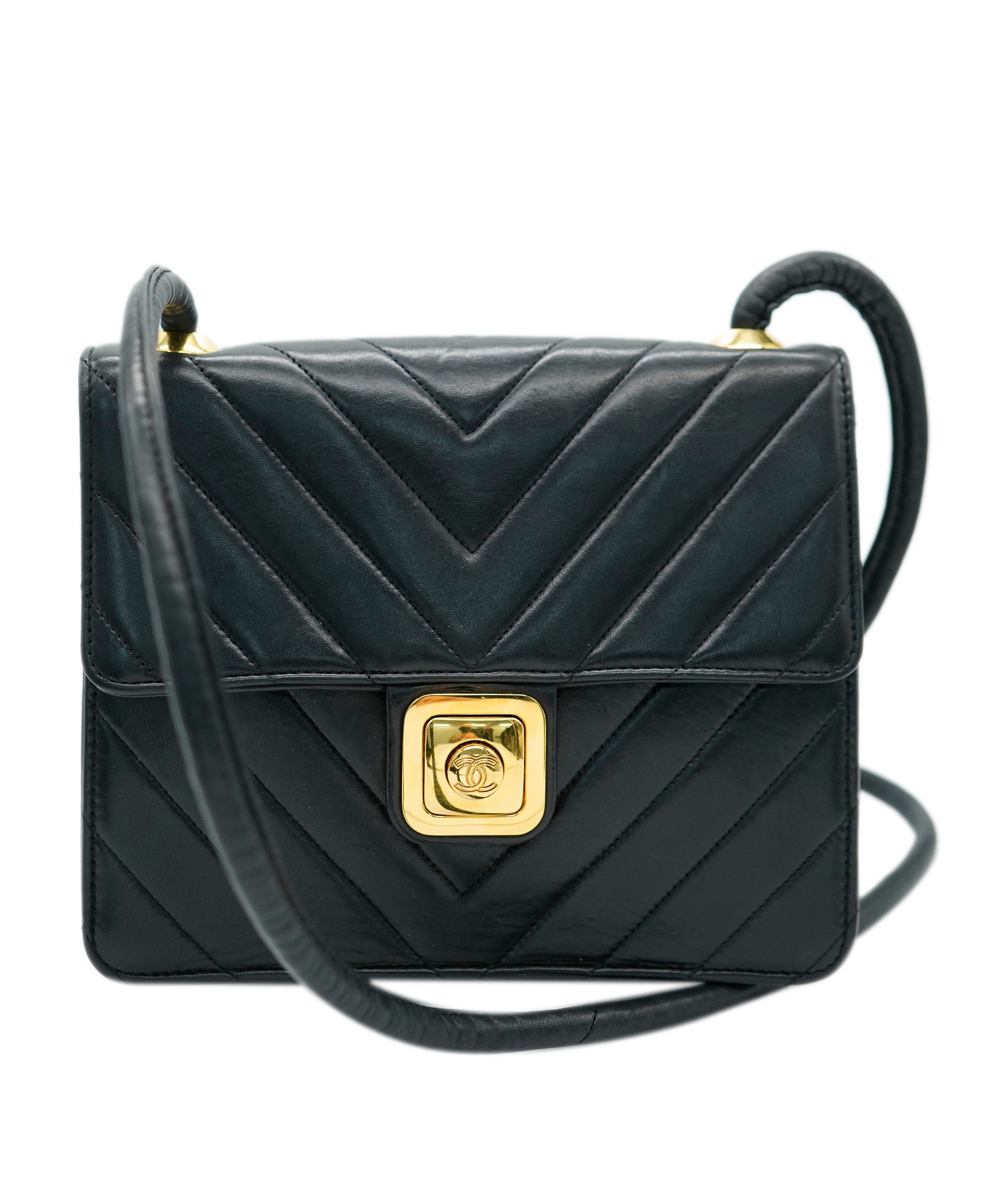 Chanel Chanel Black Vintage Square Chevron Crossbody ALC1543