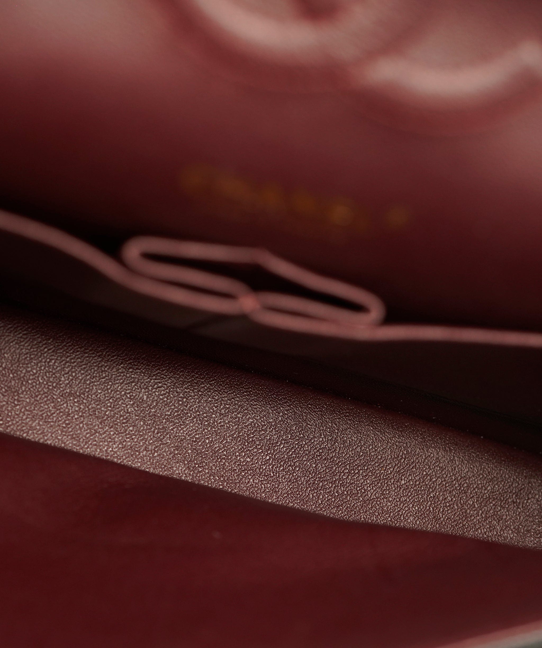 Chanel Chanel Caviar Medium Classic Flap ALC2960