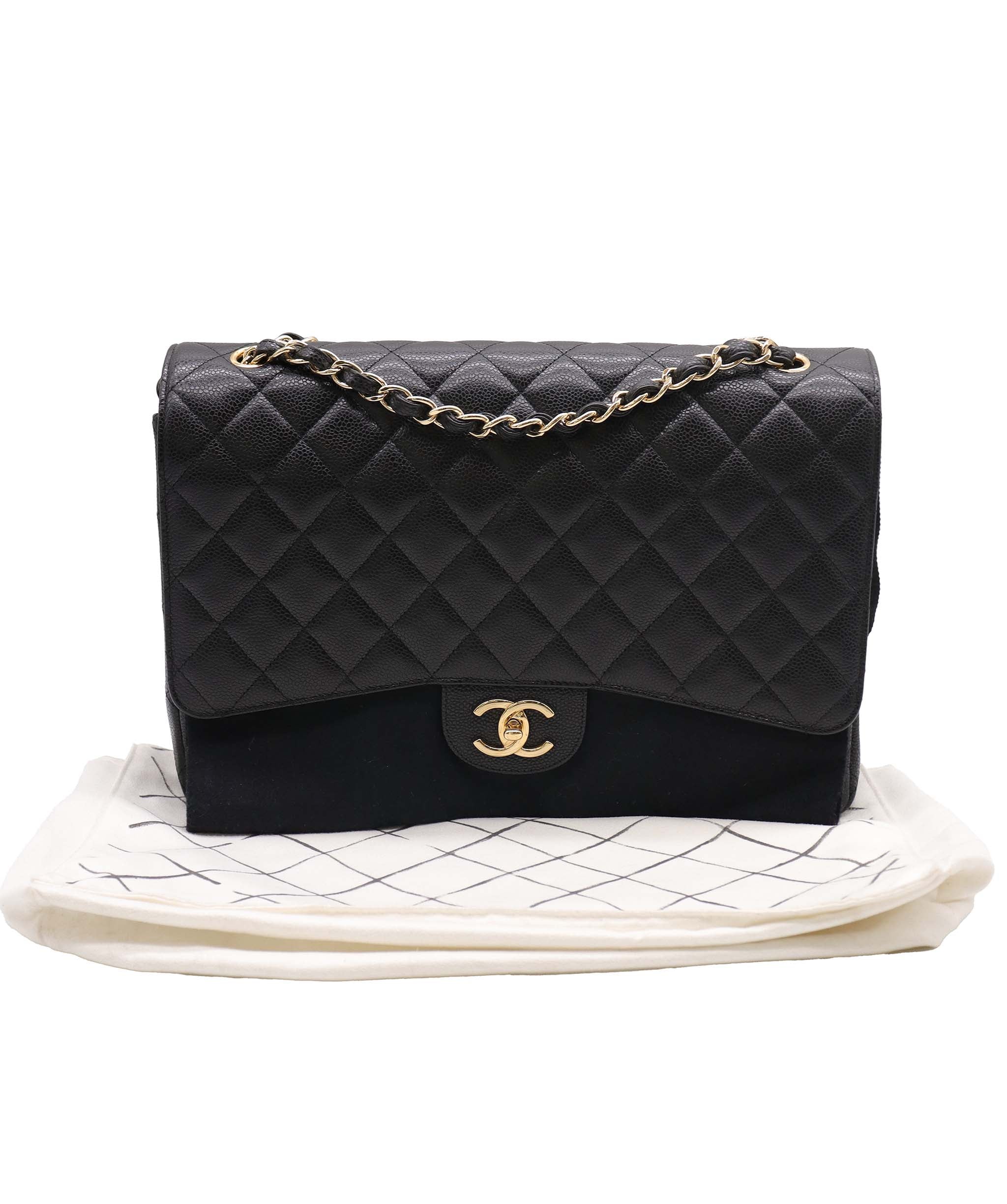 CHANEL Chanel Classic Flap Bag AGC3013