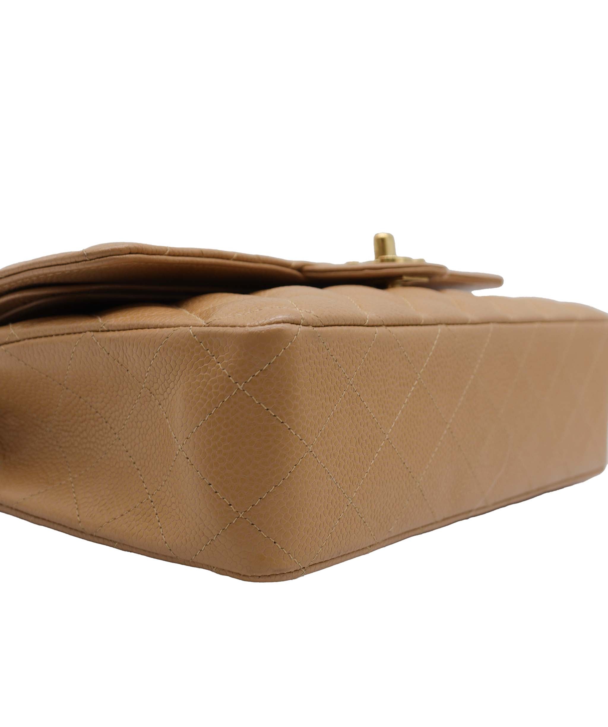 Chanel Chanel Classic Medium Caviar GHW Dark Beige DXBS2342