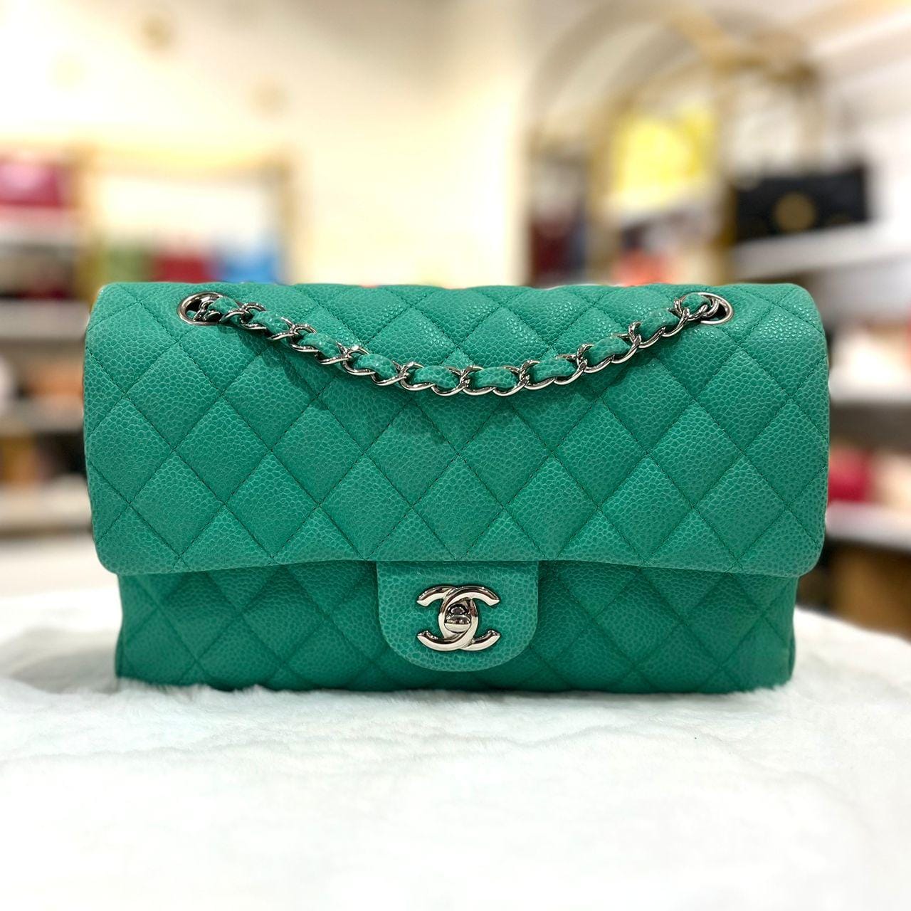 CHANEL CHANEL GREEN TURQUOISE CAVIAR LEATHER CLASSIC DOUBLE FLAP SHW SYCHB1394