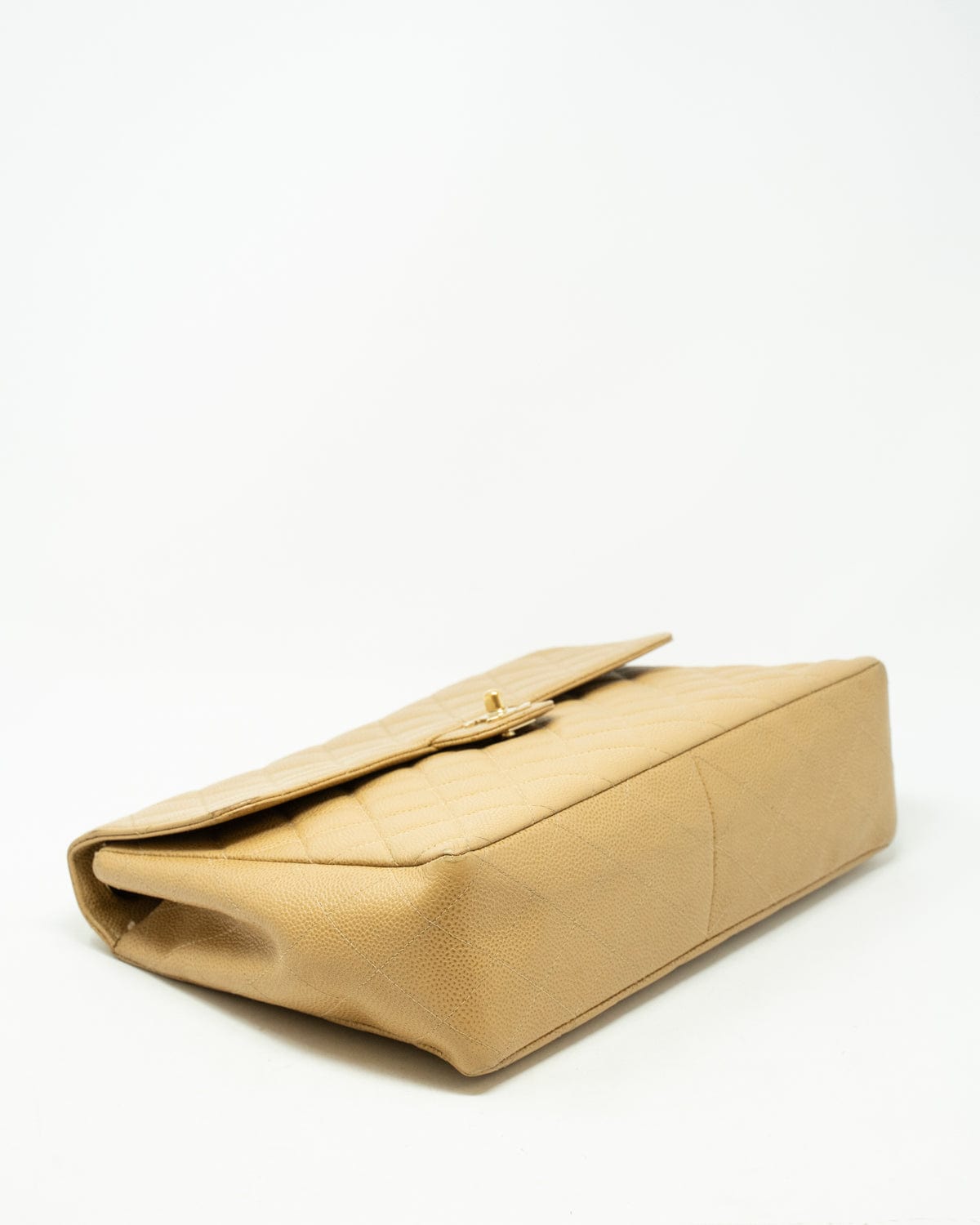 Chanel Chanel jumbo beige caviar single flap bag with GHW ASC6405