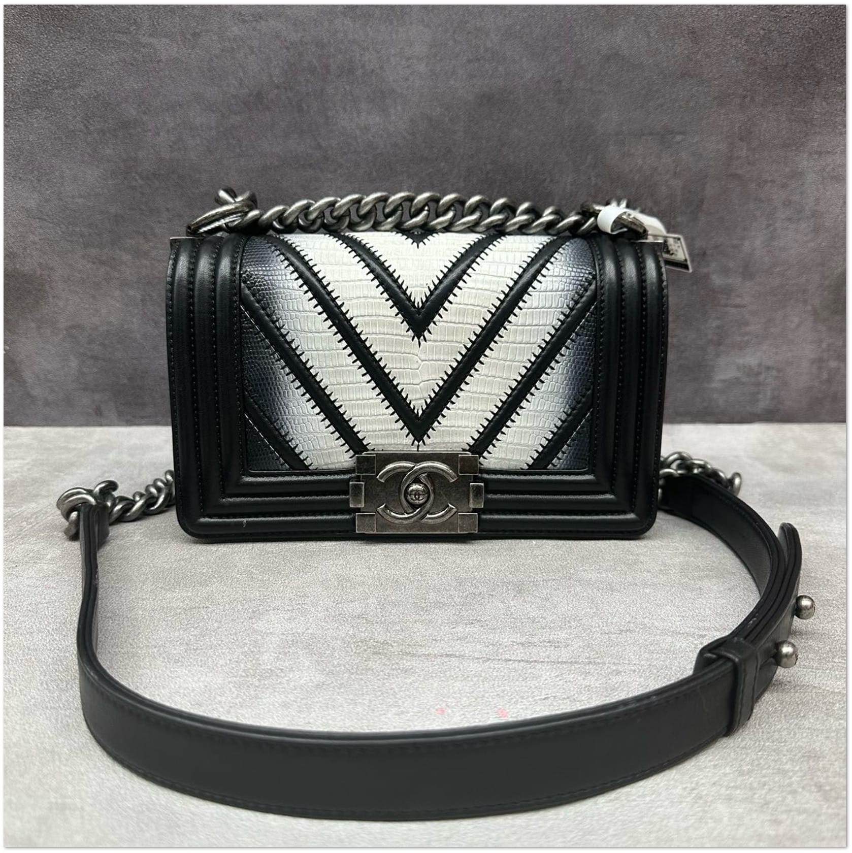 Chanel Chanel Lizard and Calfskin Boy Bag with Ruthenium Hardware C19494133522
