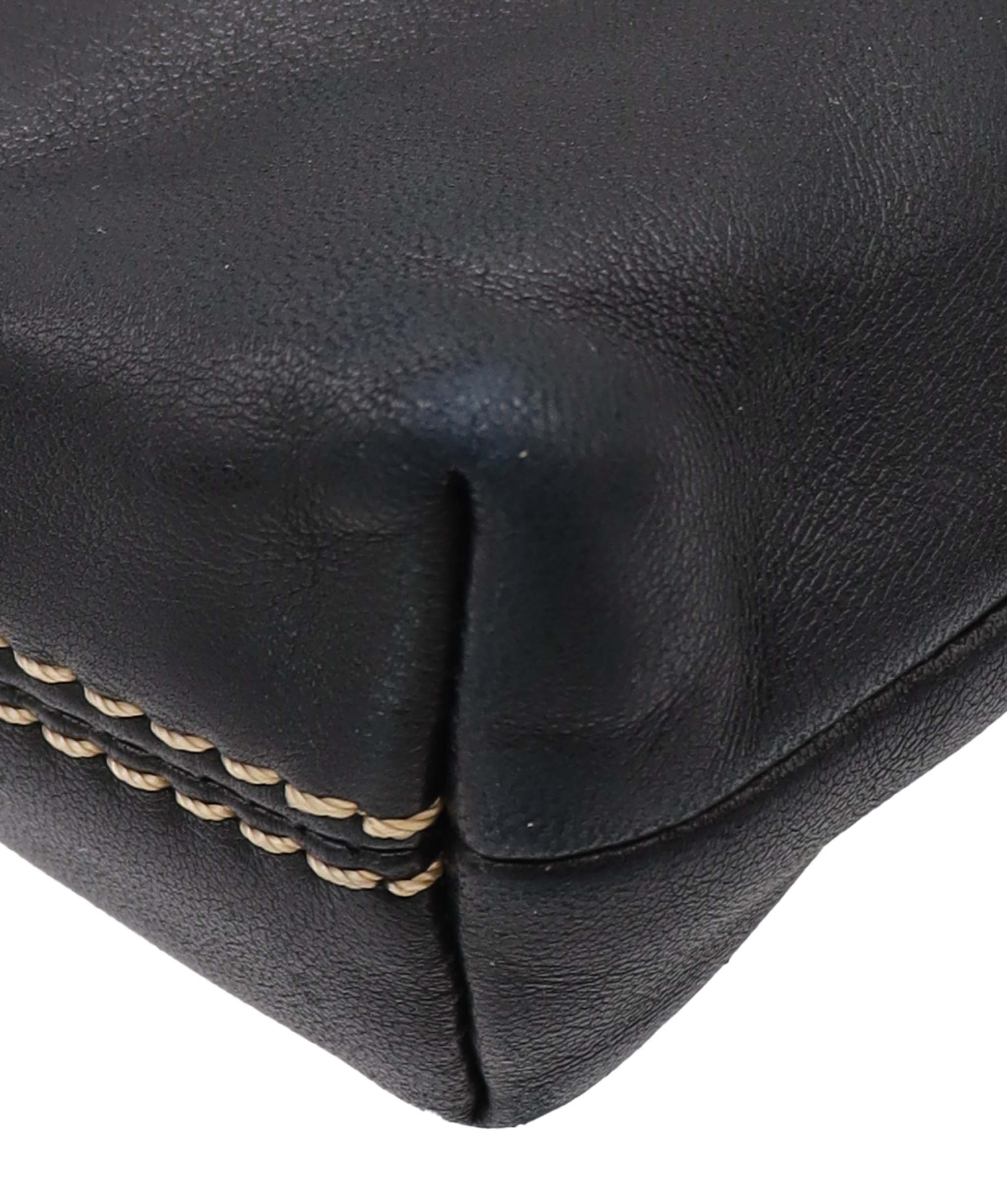 Chanel Chanel Logo Chain Pochette Leather Black DXBS3805