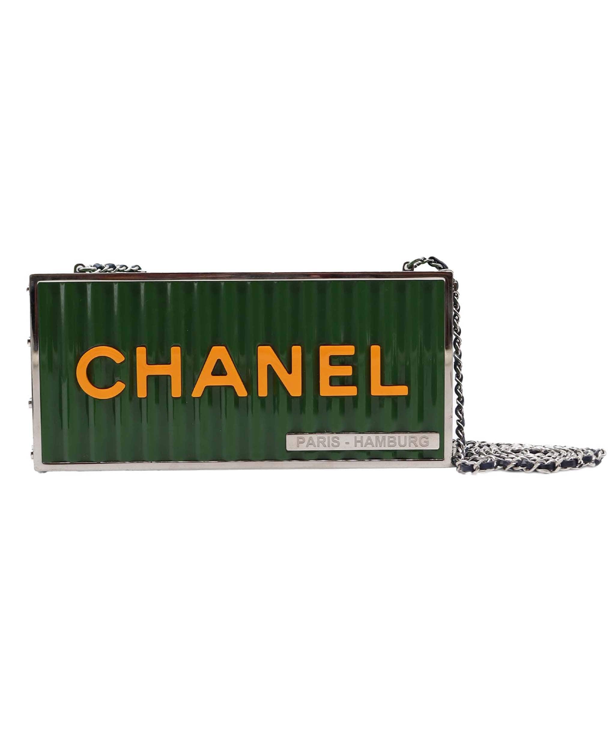 Chanel Chanel Métiers d’Art Handbag DXBS3525