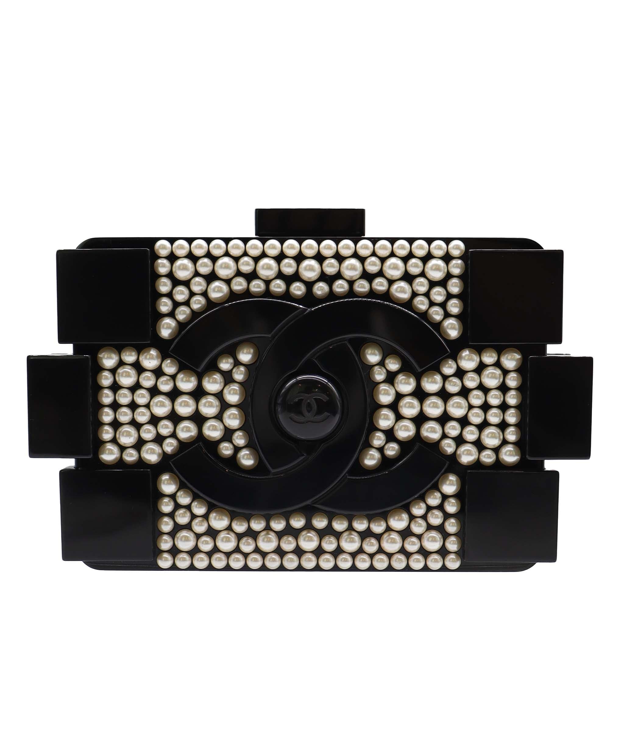 Chanel Chanel Pearl Lego Clutch DXBS3163