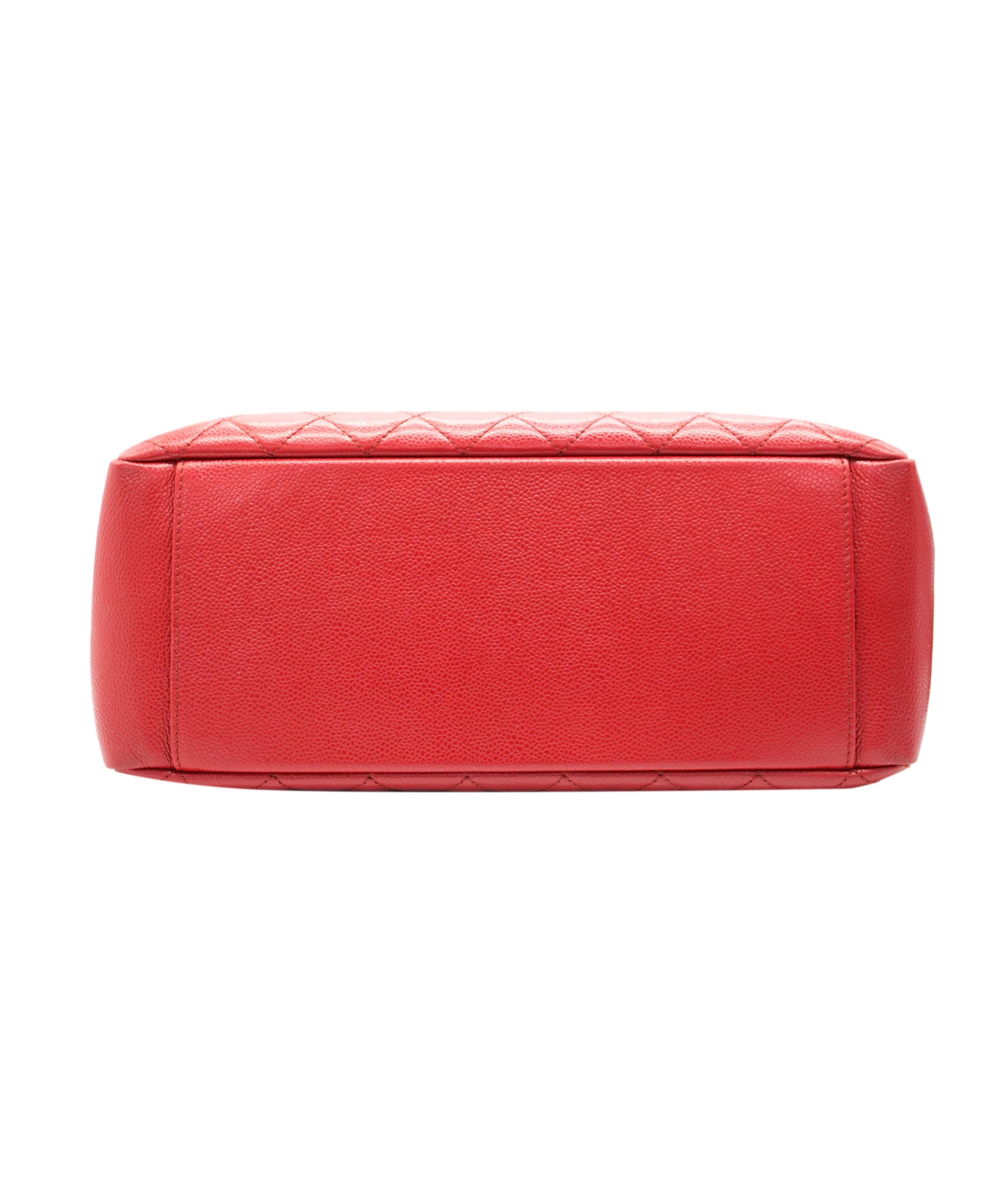 Chanel Chanel Red GST Caviar with GHW ALC2179