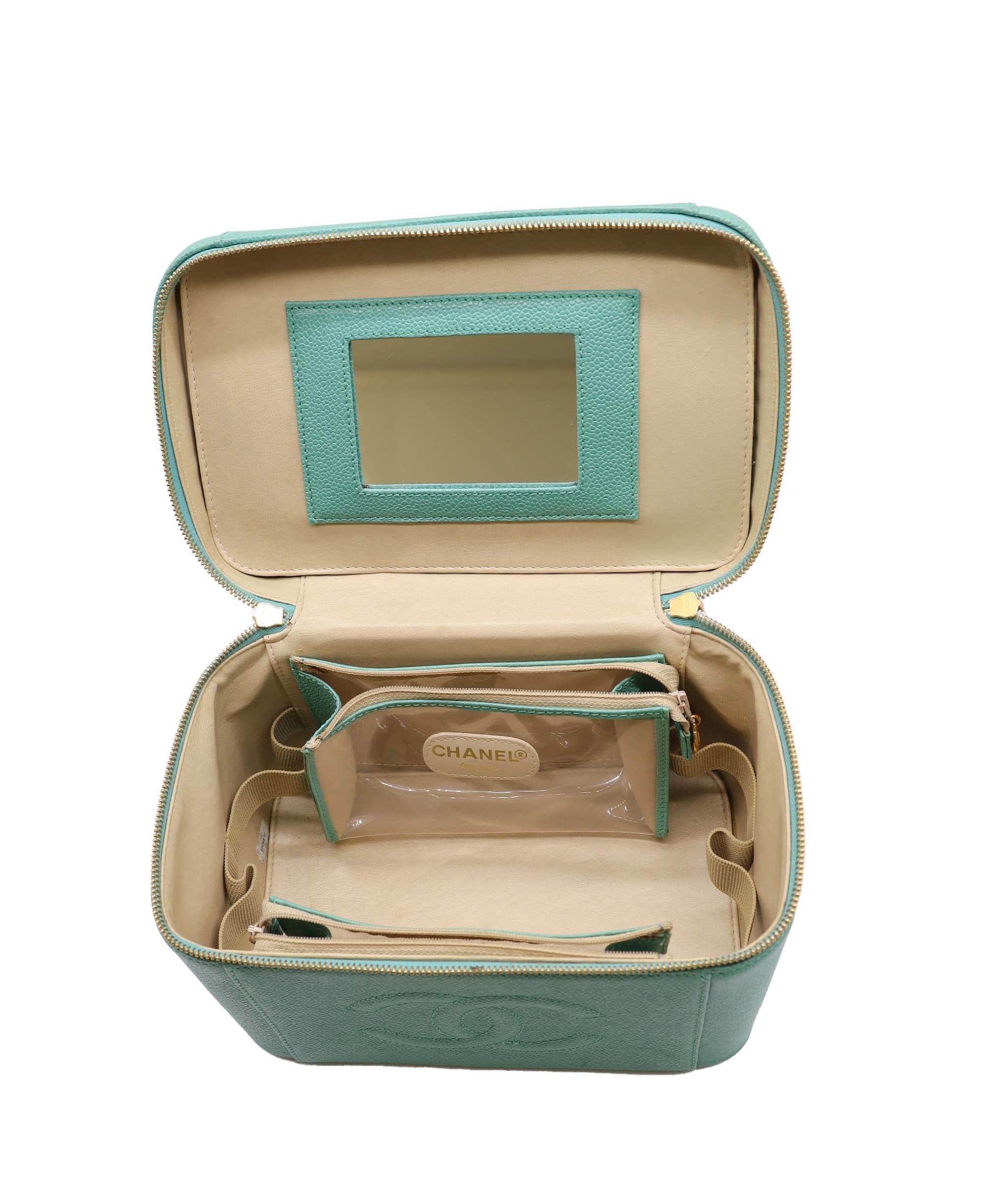 Chanel Chanel Vanity 2way Teal Caviar C24123283 ASC5920