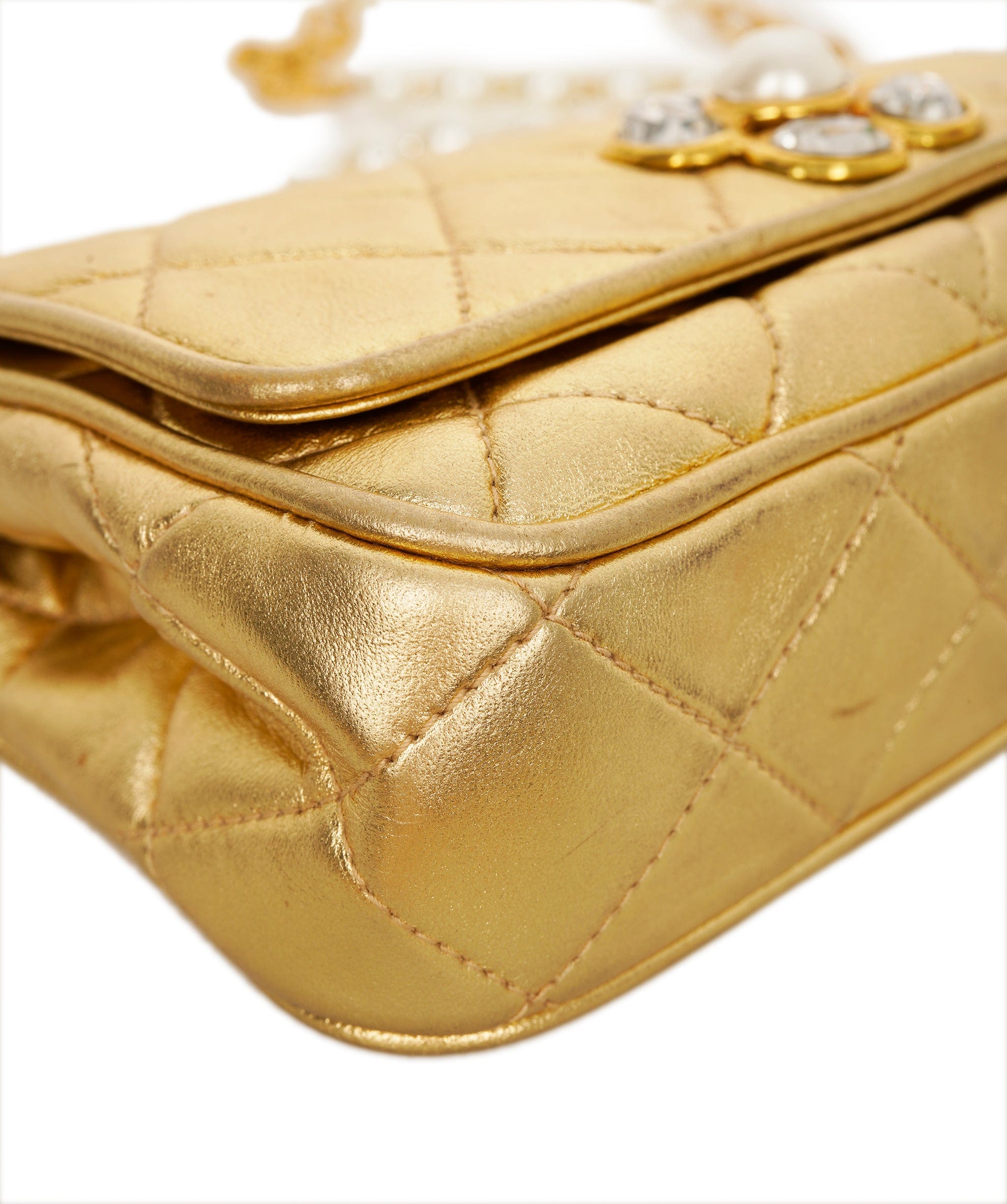Chanel Chanel Vintage Gripoix Gold Lambskin Pearl Bag ALC2704