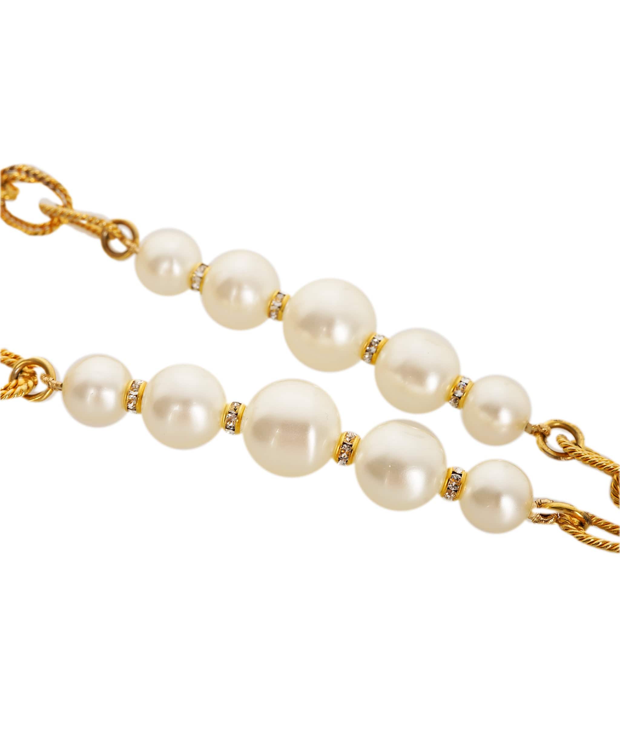 Chanel Chanel Vintage Gripoix Gold Lambskin Pearl Bag ALC2704