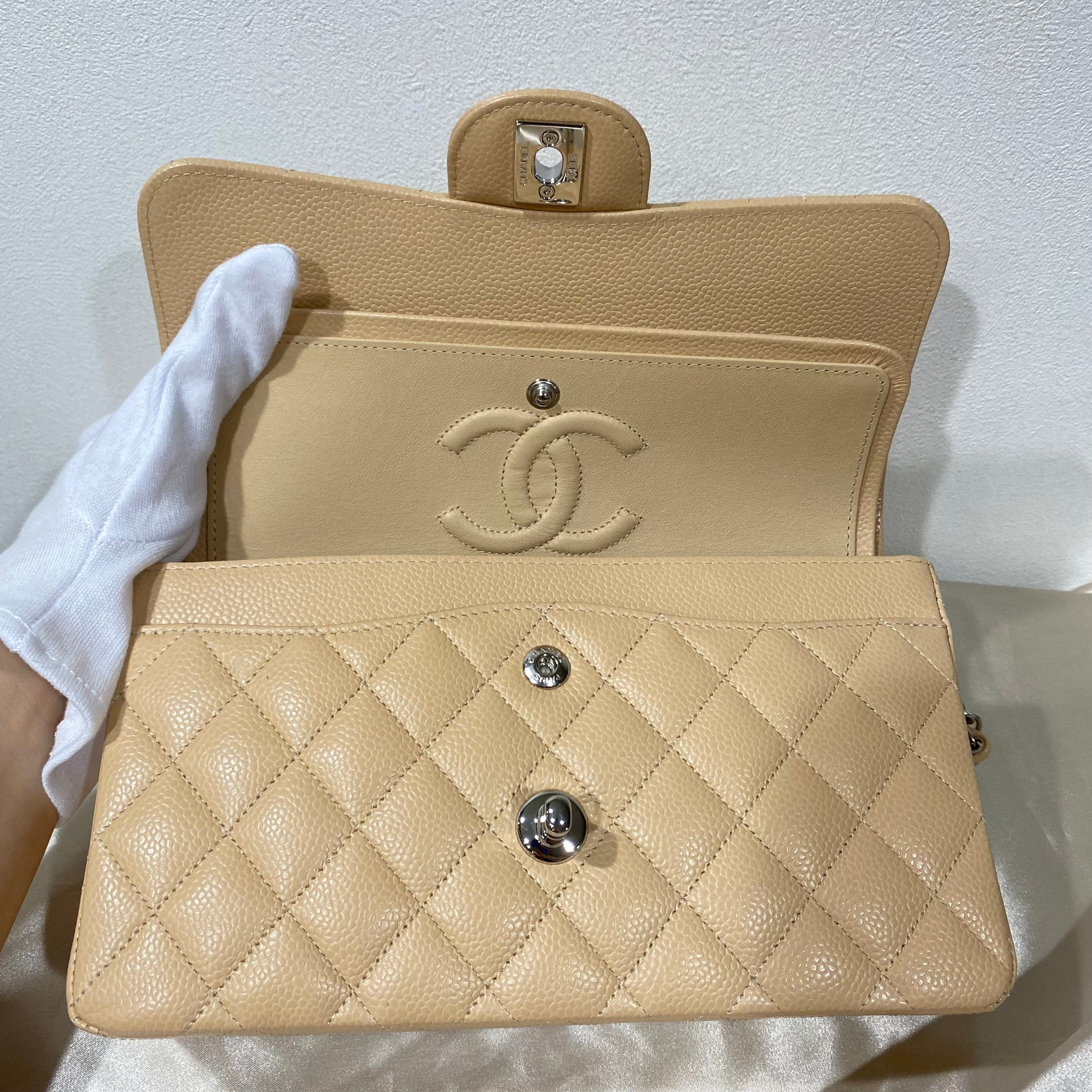 Chanel Chanel Classic Flap Small Beige Caviar SHW (MC) 90206386