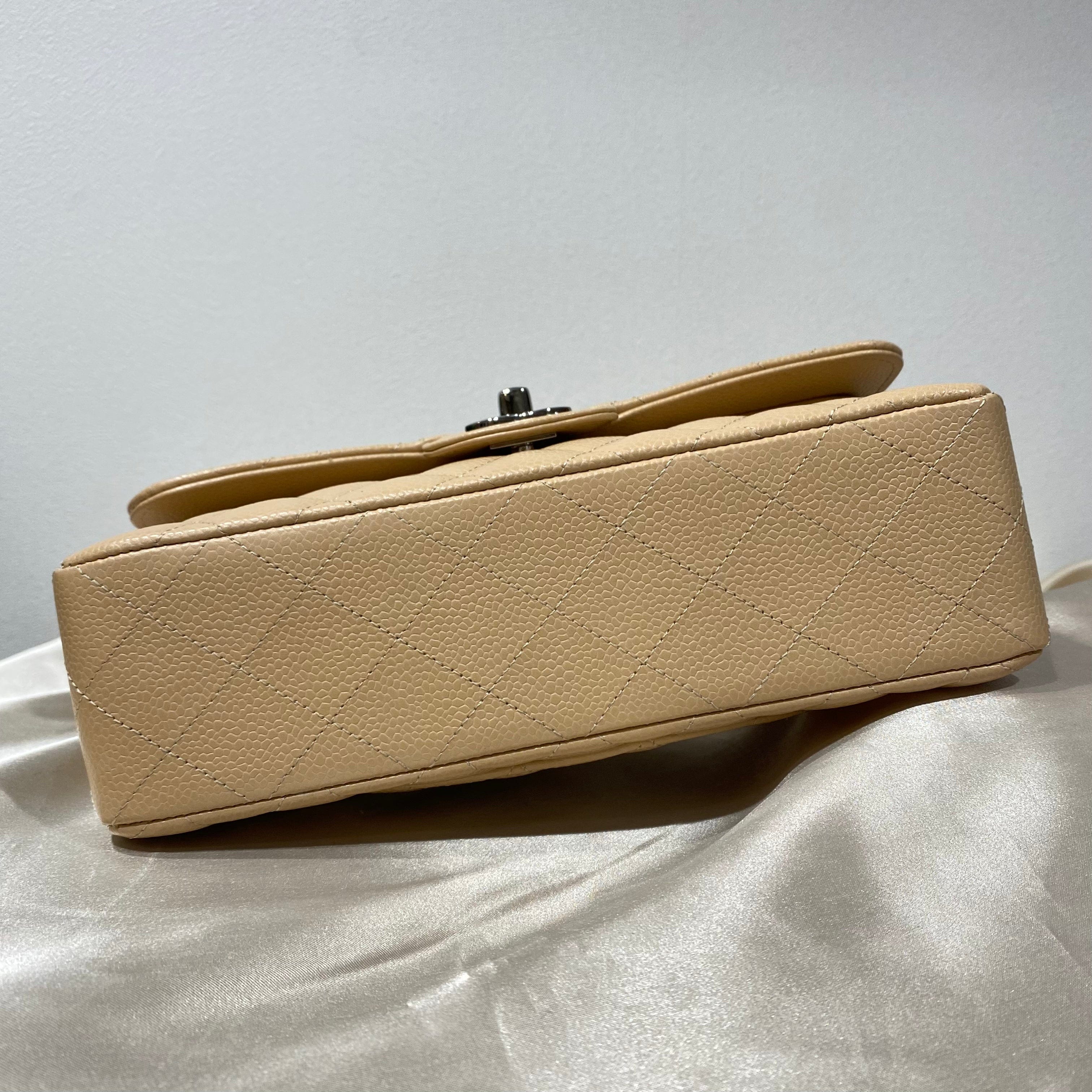 Chanel Chanel Classic Flap Small Beige Caviar SHW (MC) 90206386