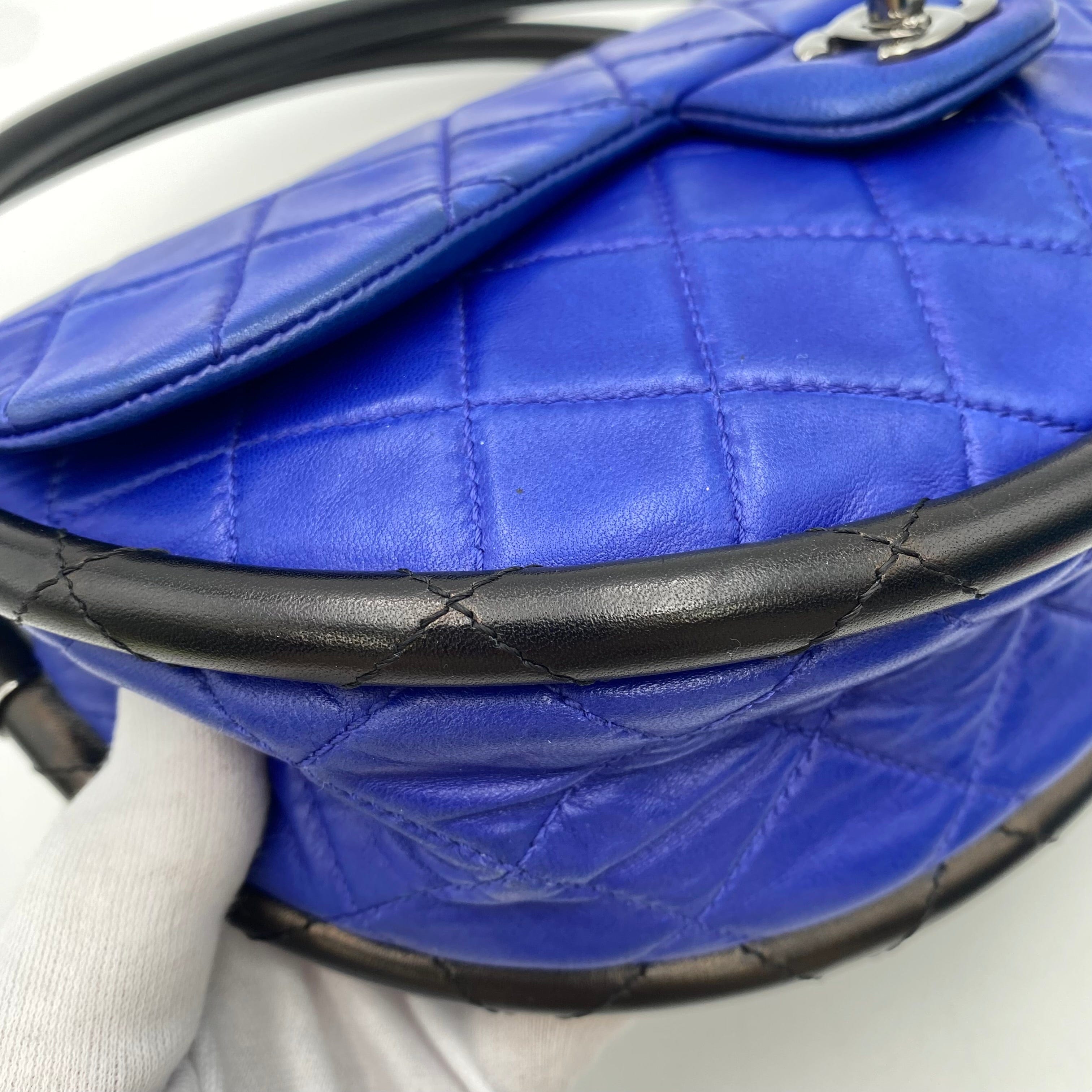 Chanel CHANEL HULA HOOP CROSS HAND BAG BLUE BLACK LAMB SKIN 90223218