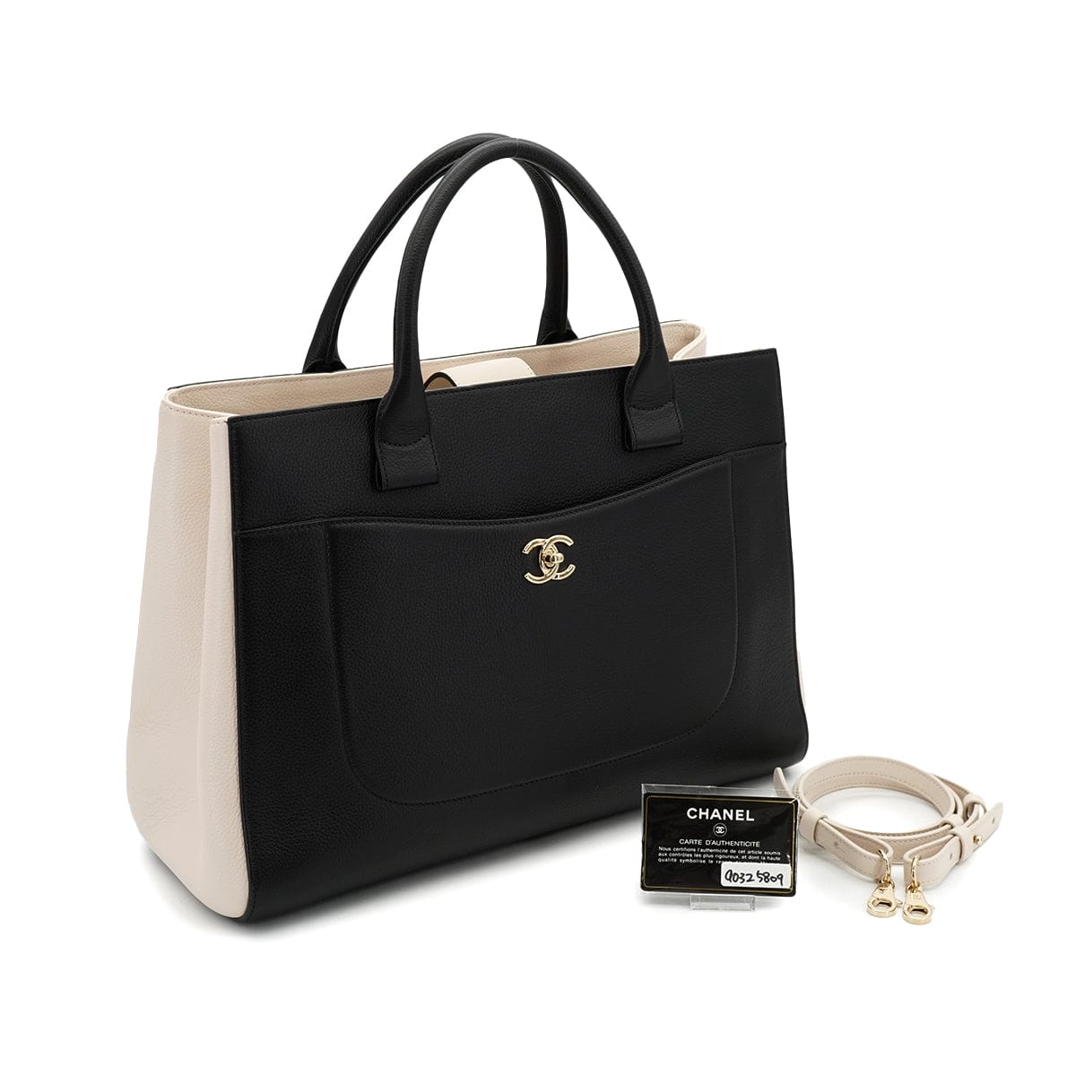 CHANEL CHANEL NEO EXECUTIVE TOTE SHOULDER BAG BLACK BEIGE LEATHER GOLD HARDWARE 90325809