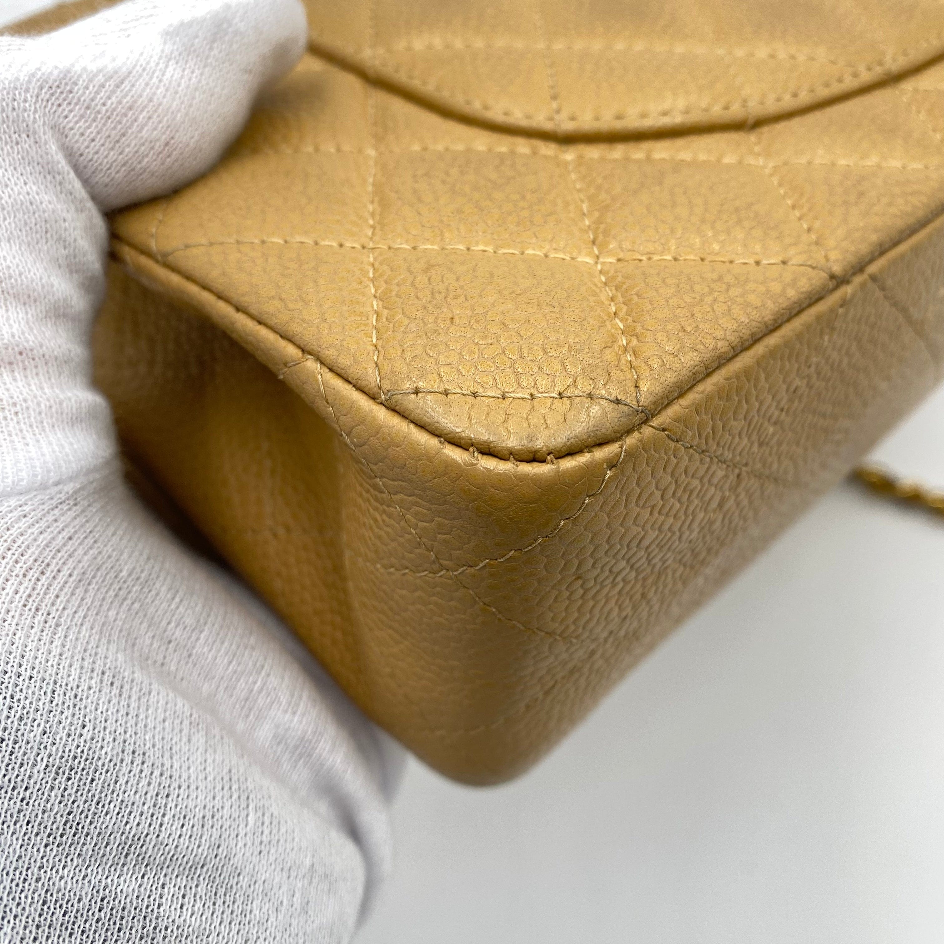 Chanel Chanel Vintage Classic Flap Medium Beige Caviar GHW #6 90202042