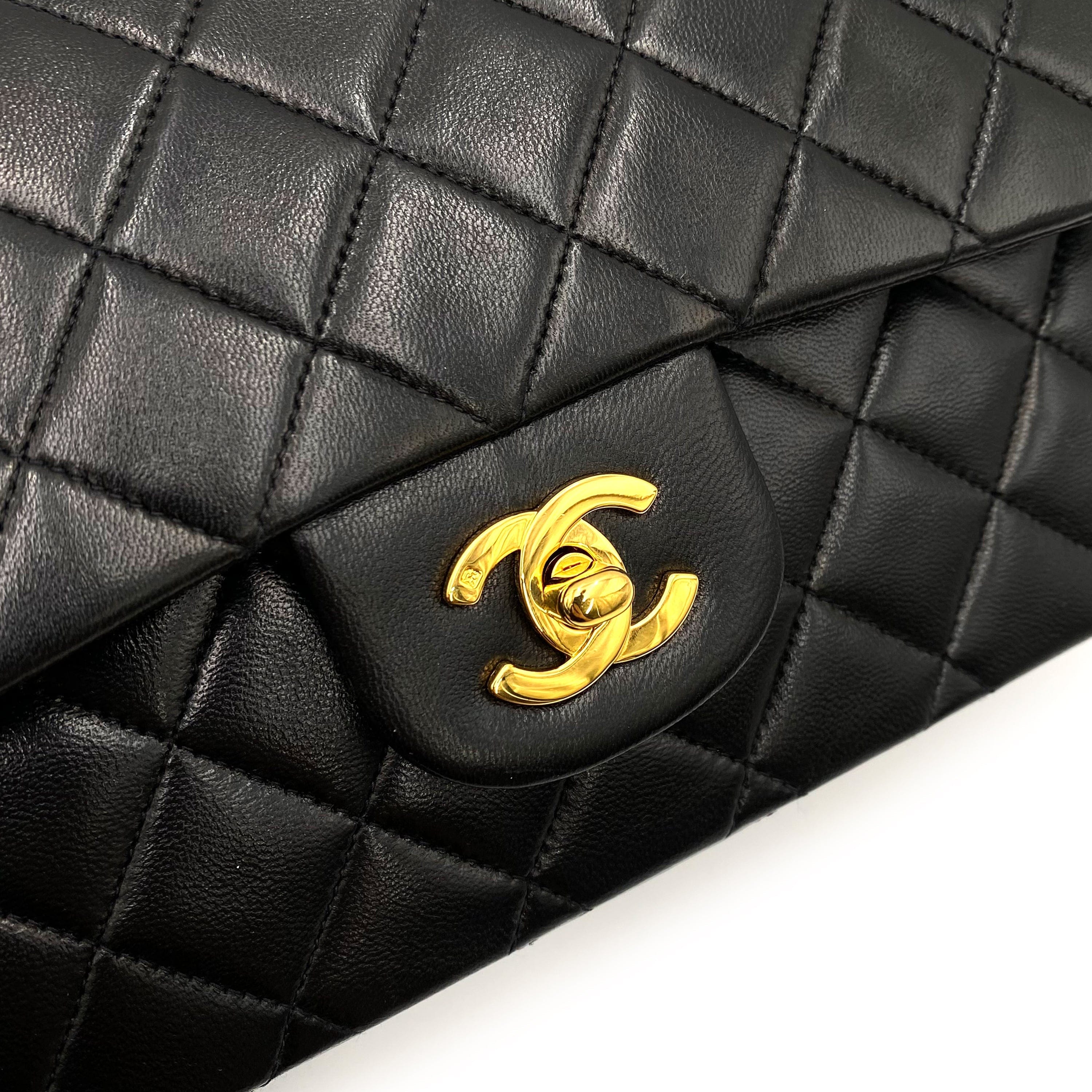 Chanel Chanel Vintage Classic Flap Medium Black Lambskin GHW #2 90228902