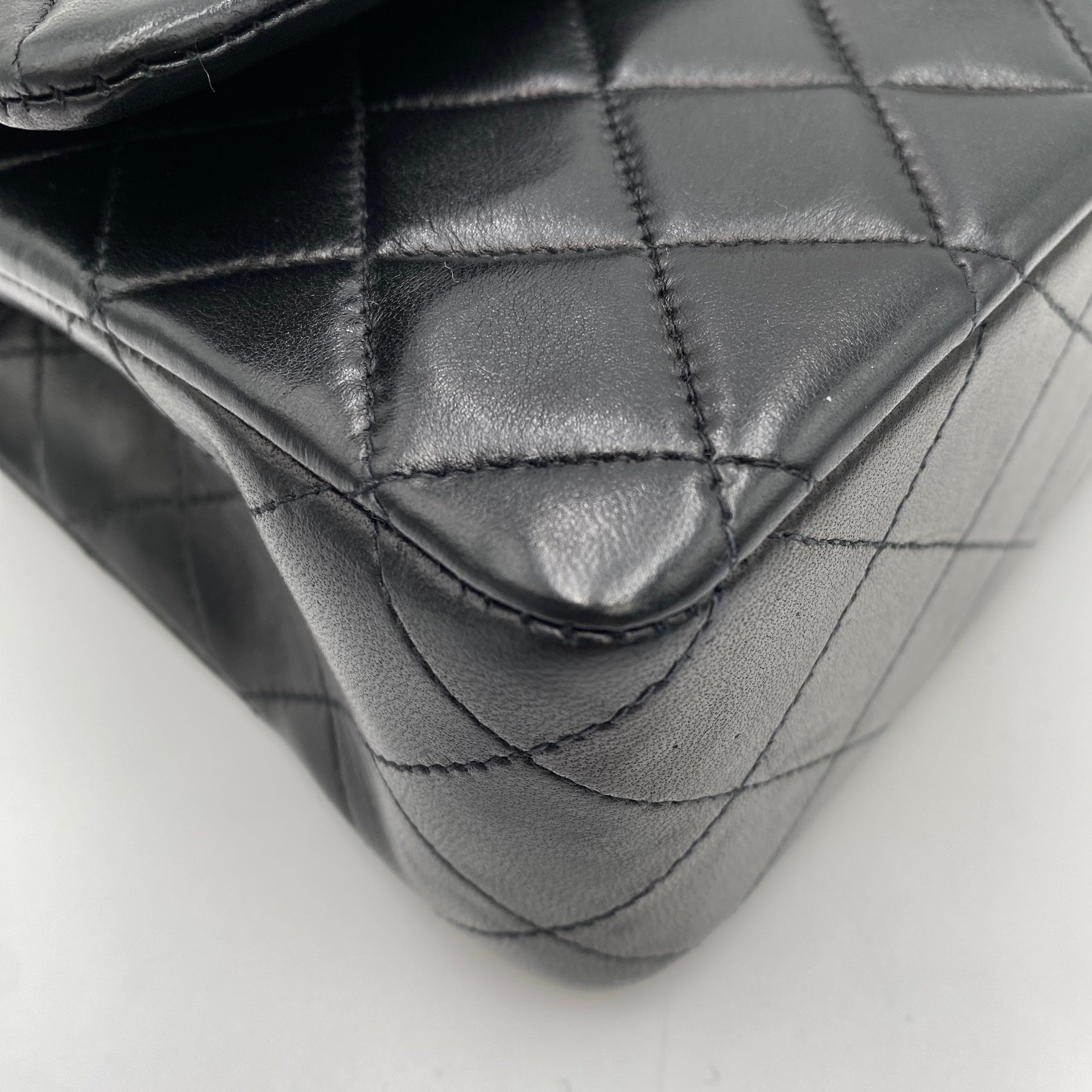 chanel CHANEL VINTAGE CLASSIC FLAP MEDIUM CHAIN SHOULDER BAG BLACK LAMB SKIN 90221257