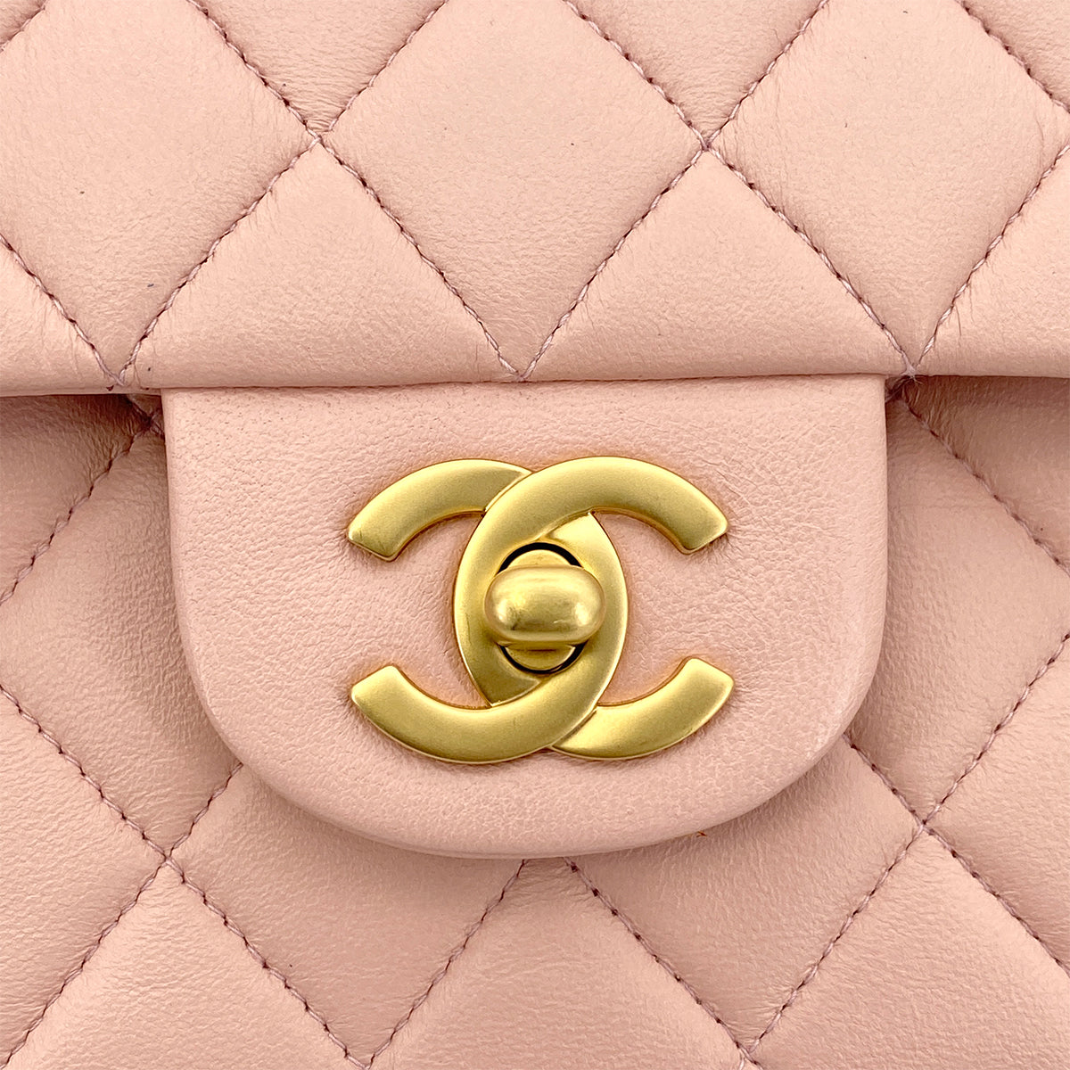 Chanel CHANEL VINTAGE CLASSIC FLAP MEDIUM CHAIN SHOULDER BAG PINK LAMB SKIN 90260131
