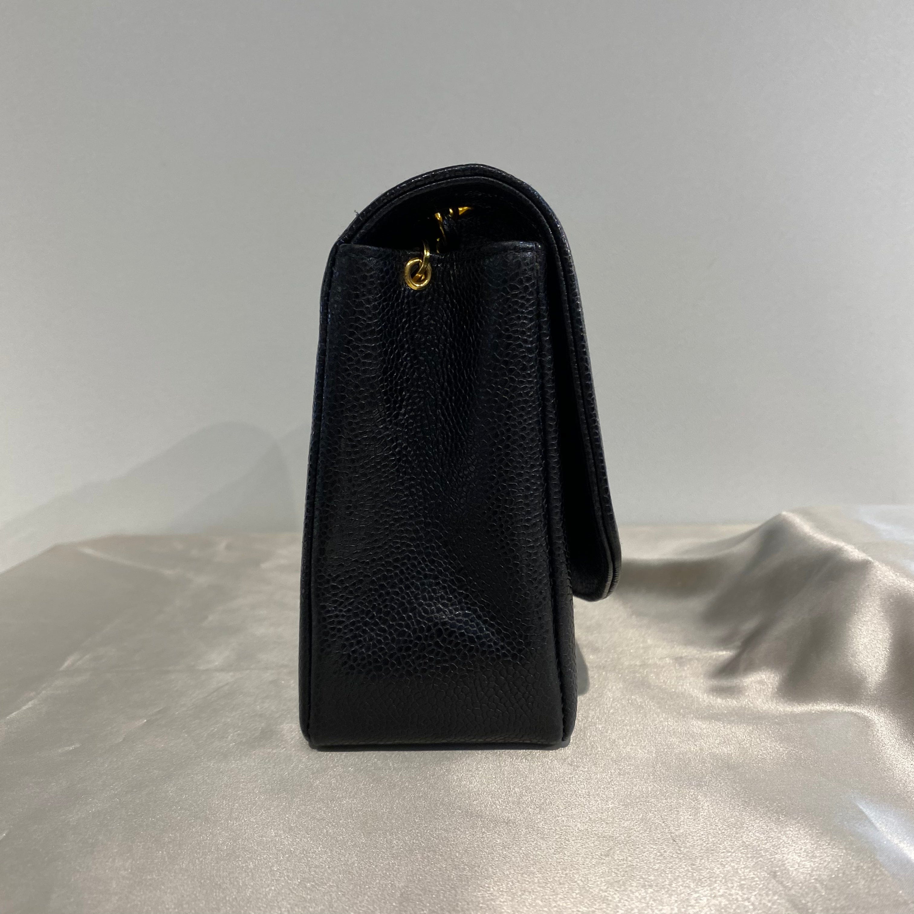 Chanel Chanel Vintage Diana Medium Black Caviar GHW #2 90213952