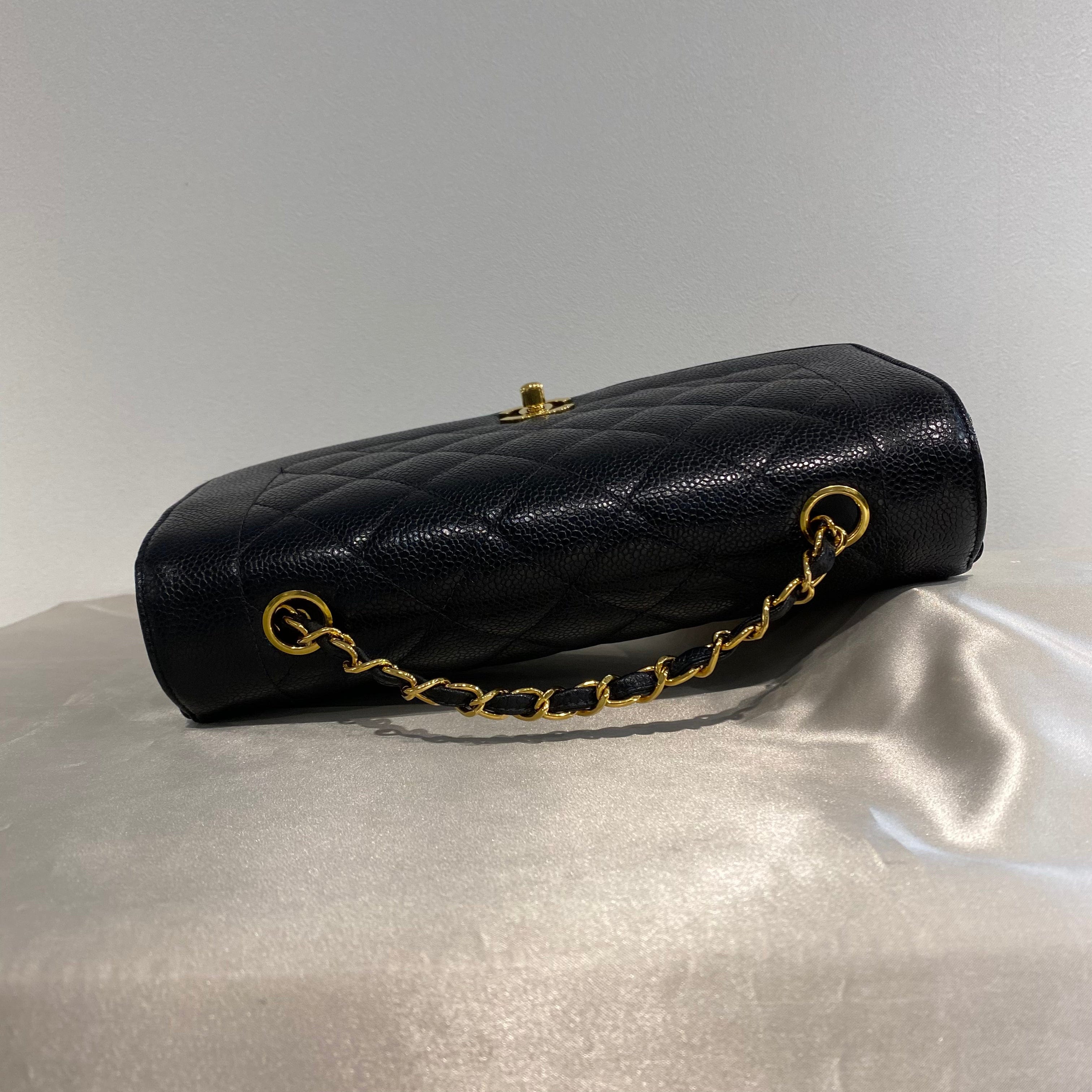 Chanel Chanel Vintage Diana Medium Black Caviar GHW #2 90213952