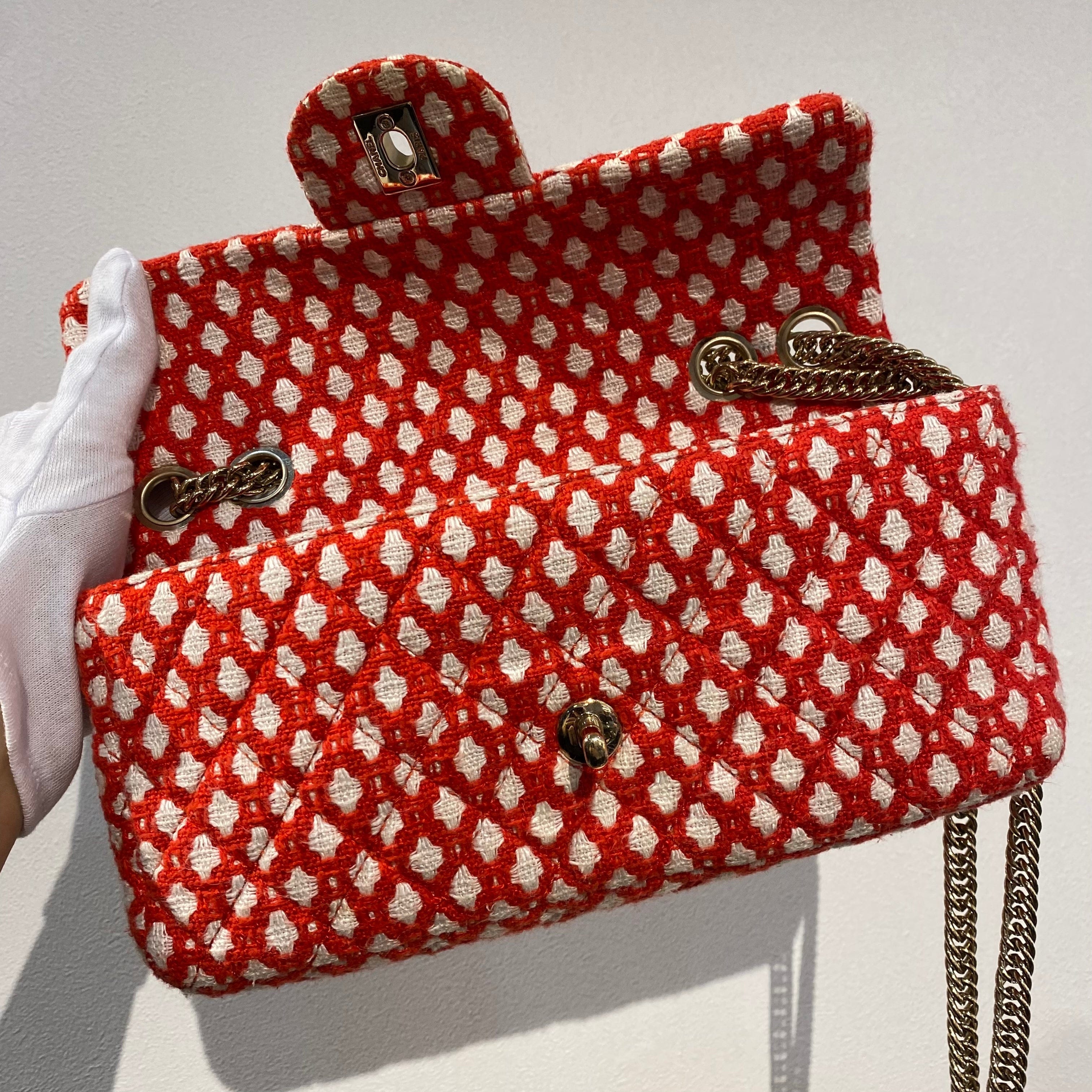 Chanel CHANEL VINTAGE EAST WEST CHAIN SHOULDER BAG RED WHITE CANVAS 90210993