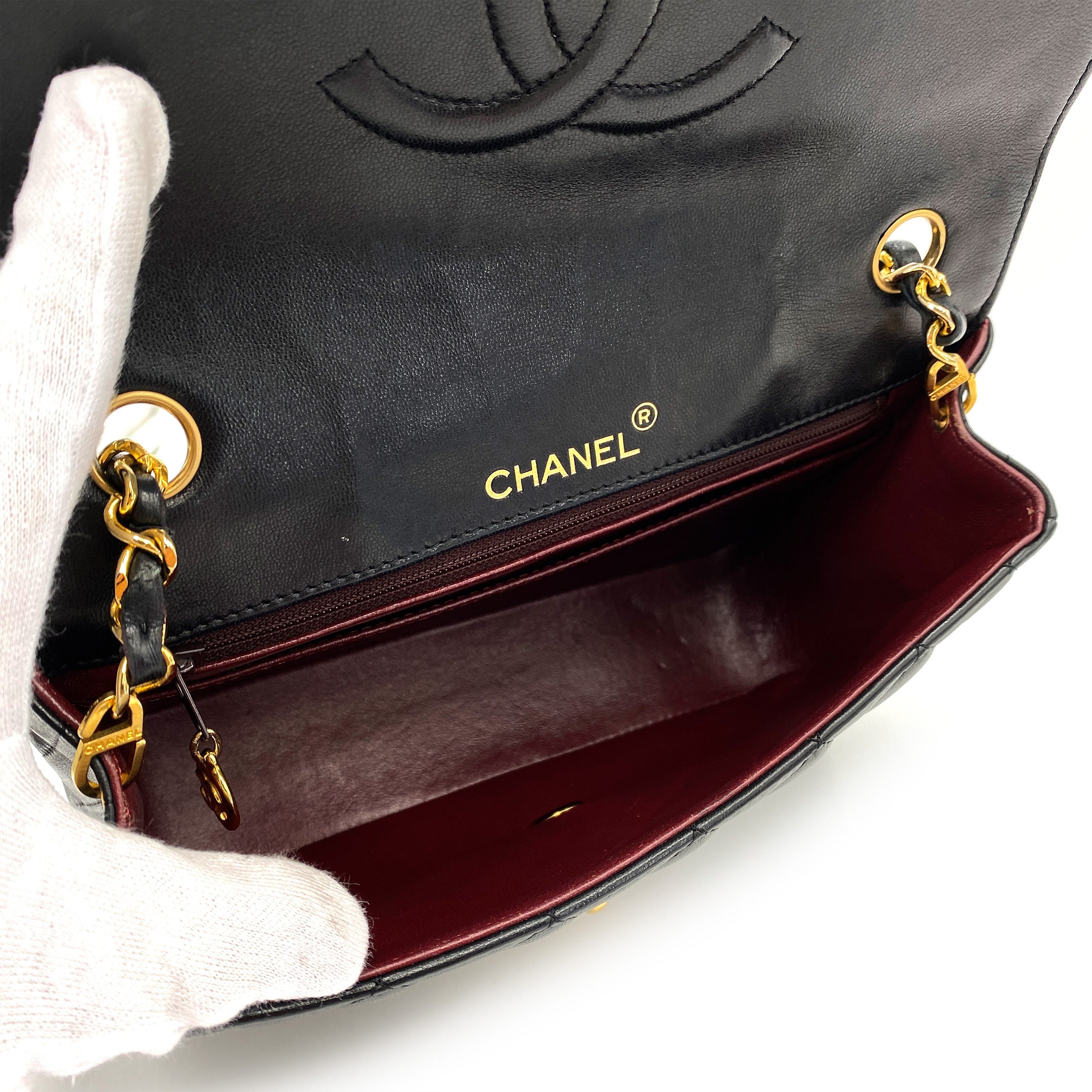 Chanel CHANEL VINTAGE HALF MOON CHAIN SHOULDER BAG BLACK LAMB SKIN 90247132