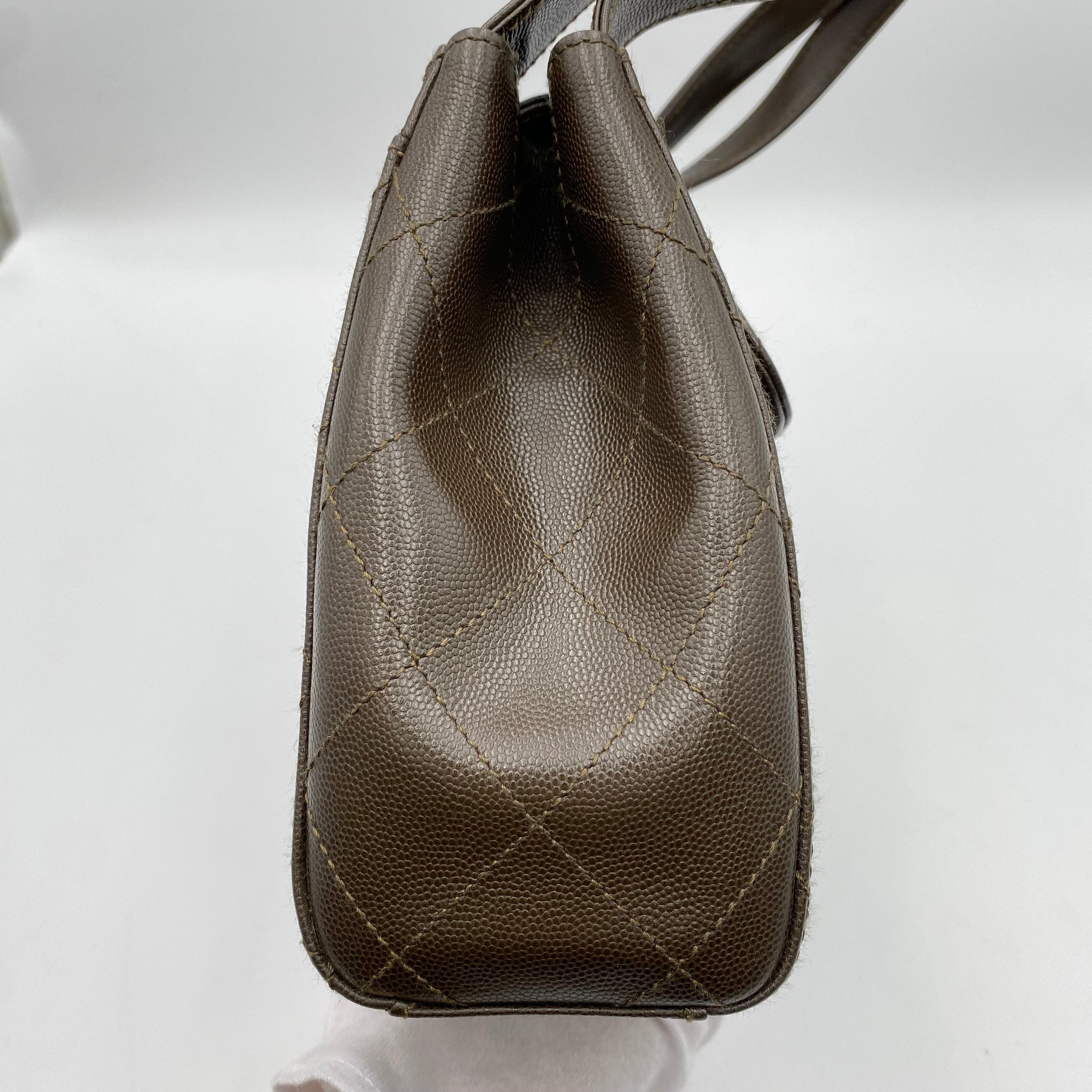 Chanel CHANEL VINTAGE HAND BAG KHAKI CAVIAR SKIN 90220259