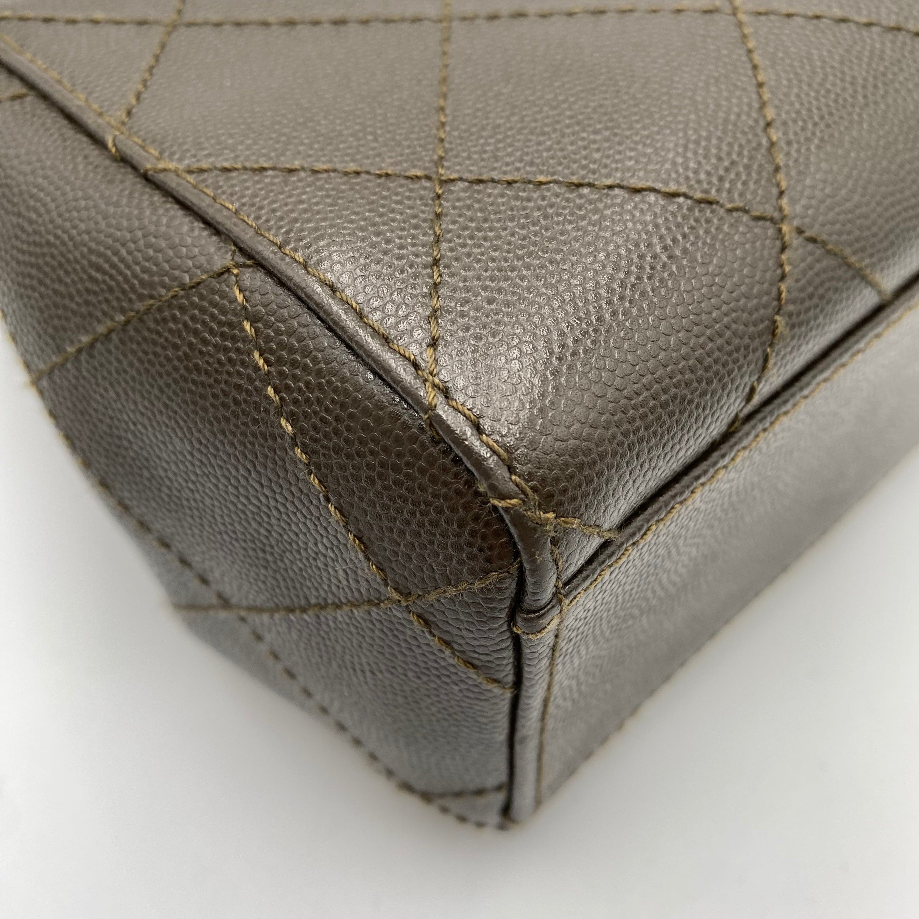 Chanel CHANEL VINTAGE HAND BAG KHAKI CAVIAR SKIN 90220259