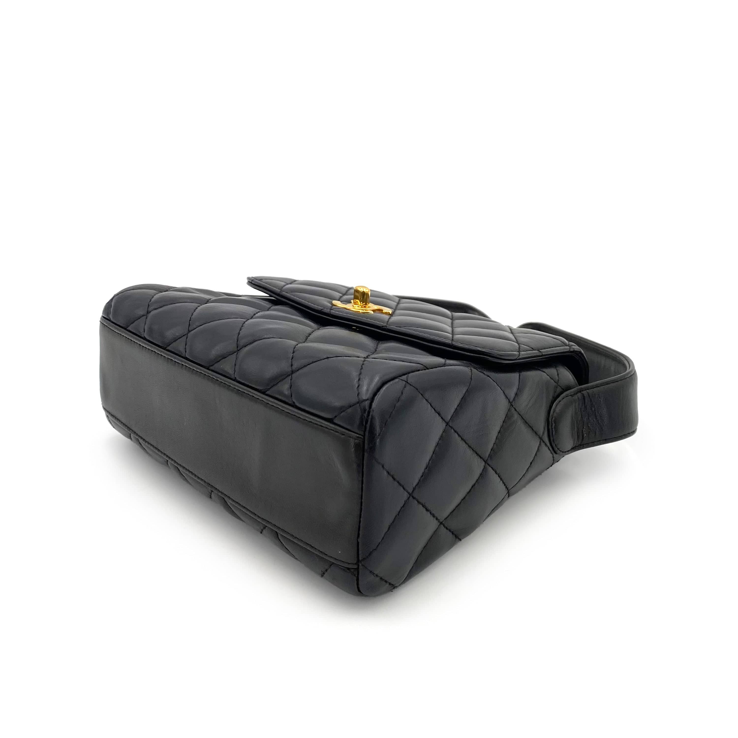 Chanel CHANEL VINTAGE MATELASSE HAND BAG BLACK LAMB SKIN 90242116