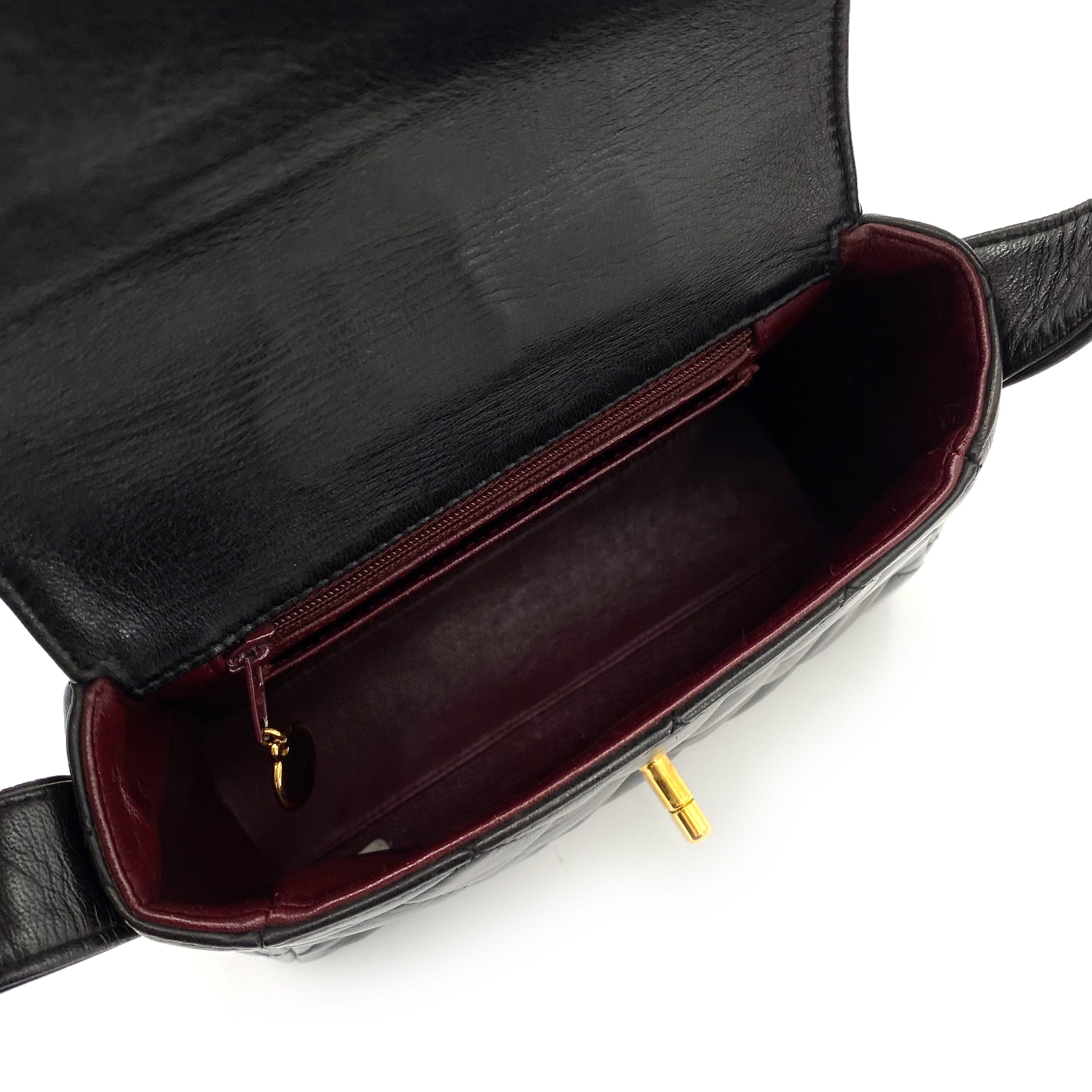 Chanel CHANEL VINTAGE MATELASSE HAND BAG BLACK LAMB SKIN 90242116