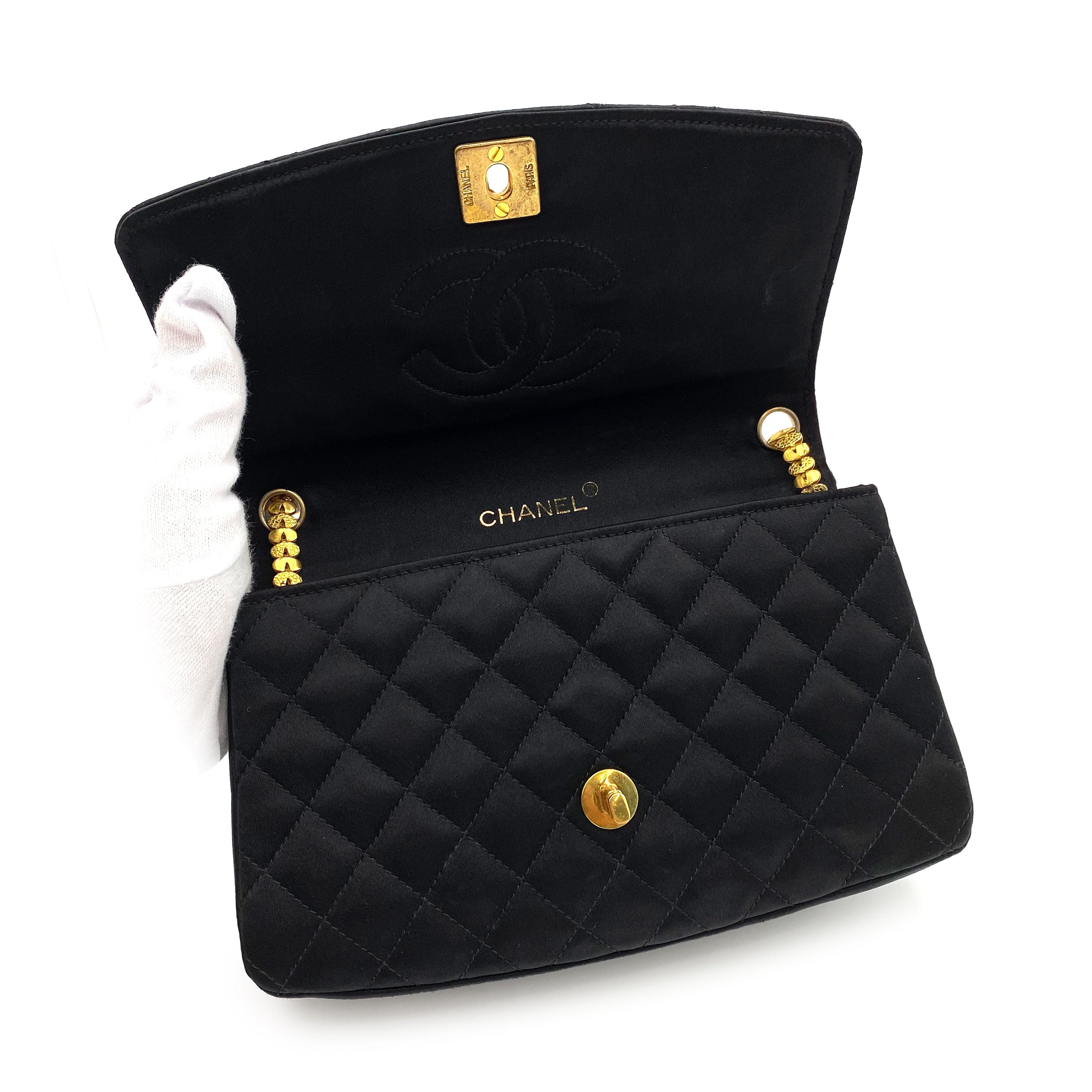 Chanel CHANEL VINTAGE METAL CHAIN SHOULDER BAG BLACK SATIN 90231954