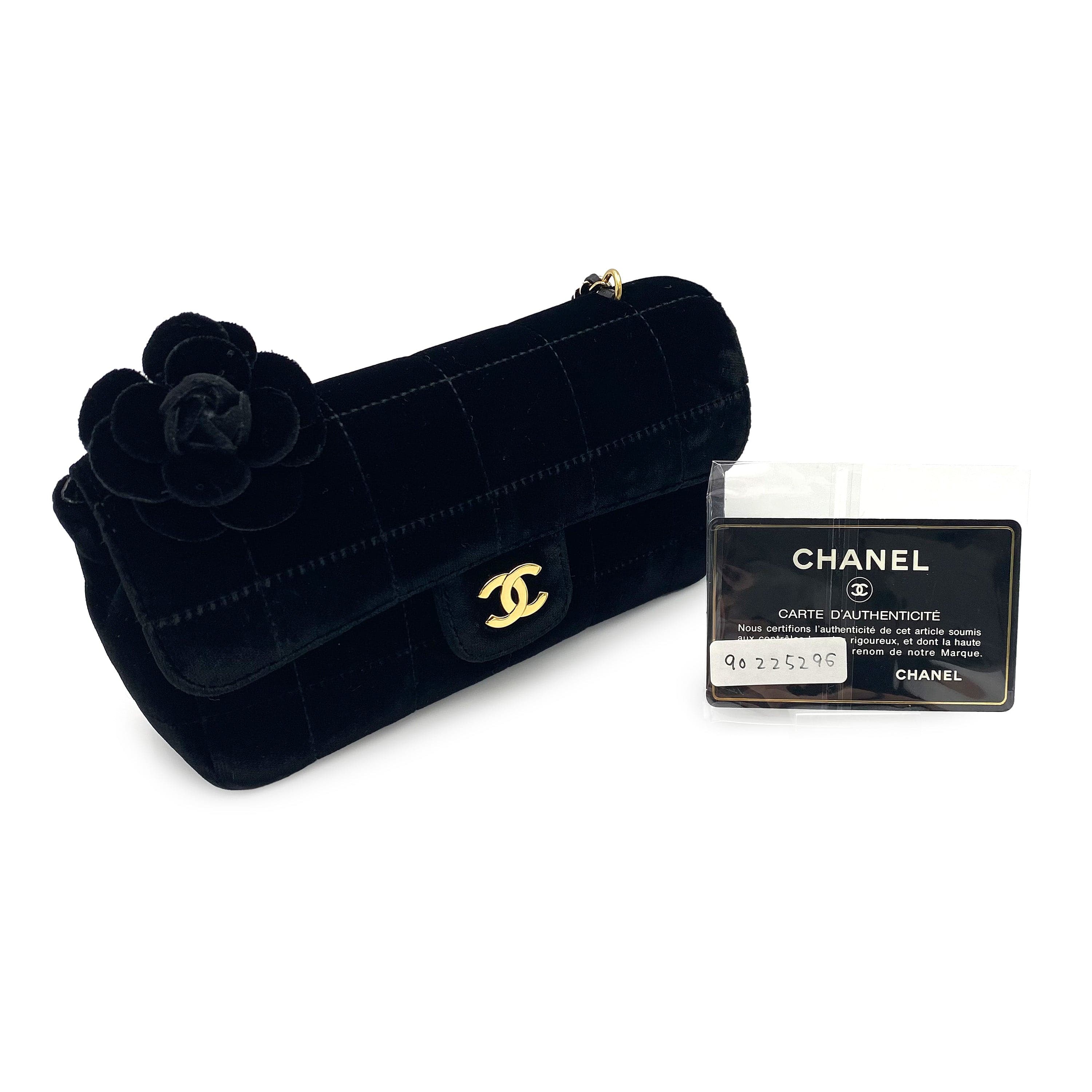 Chanel Chanel Vintage Mini CHOCOLATE BAR BLACK VELOR 90225296